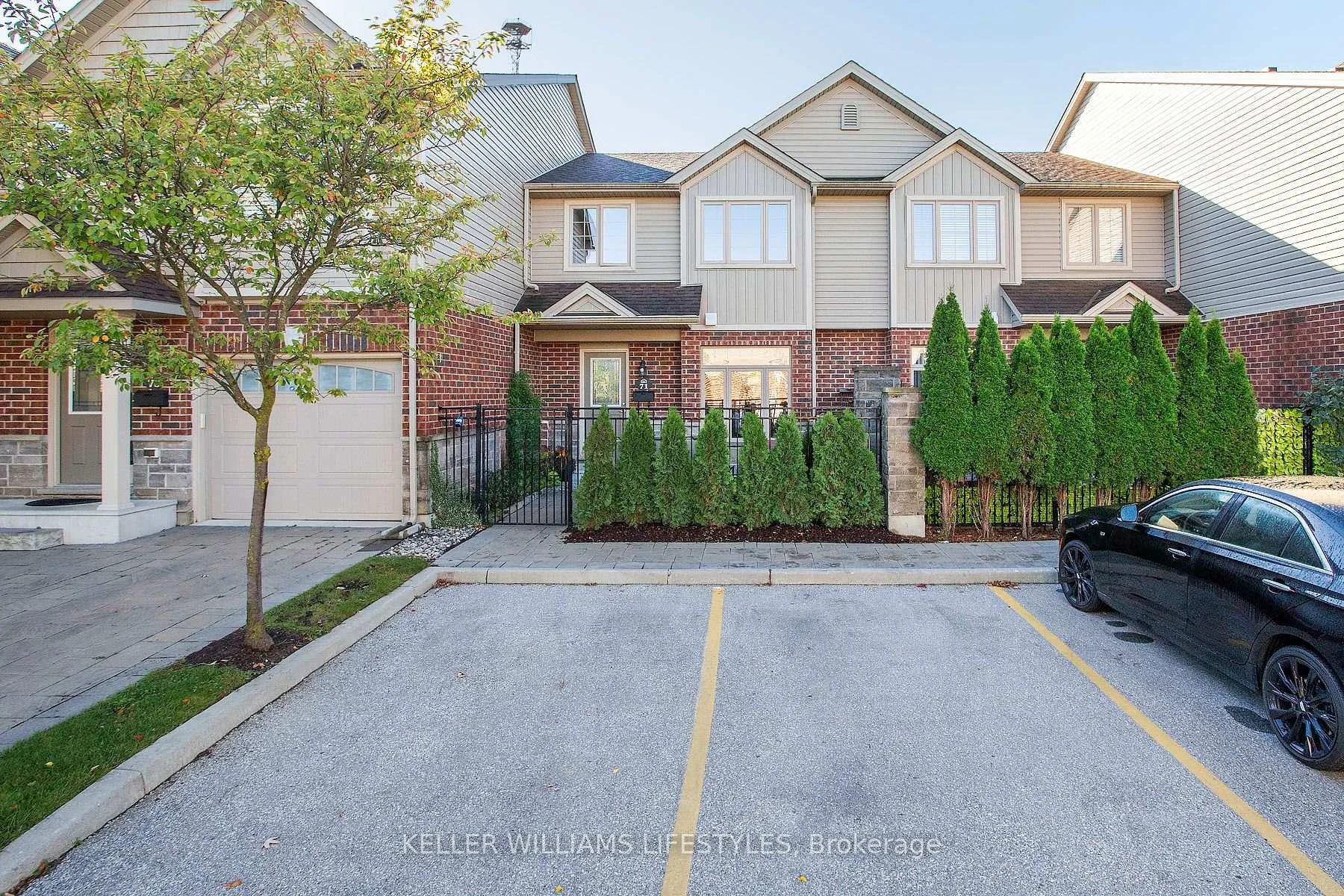 Photo 37 of Unit 71, 1061 Eagletrace Drive, London, North S — HOMEH