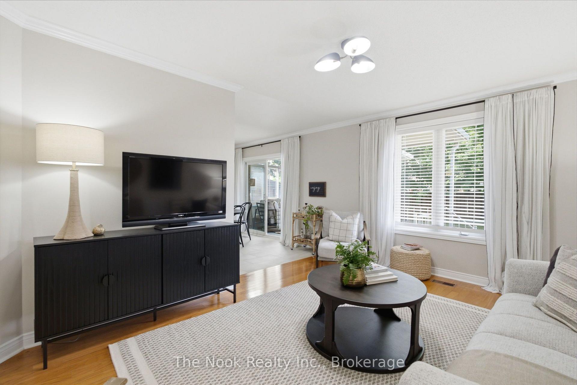 Photo 21 of 733 Sundance Circle, Oshawa, Northglen — HOMEH