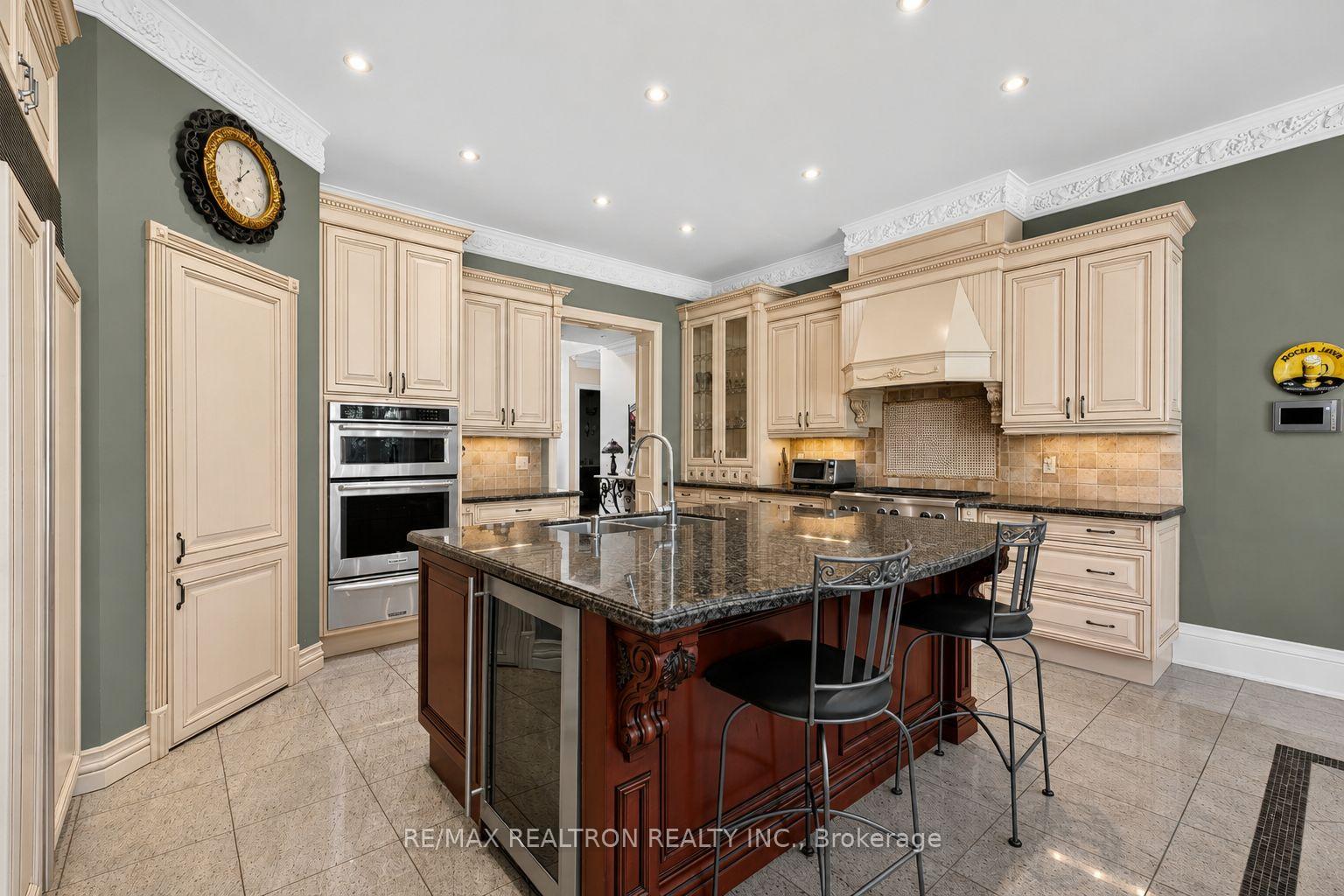 Photo 13 of 16 Boyle Drive, Richmond Hill, South Richvale — HOMEH