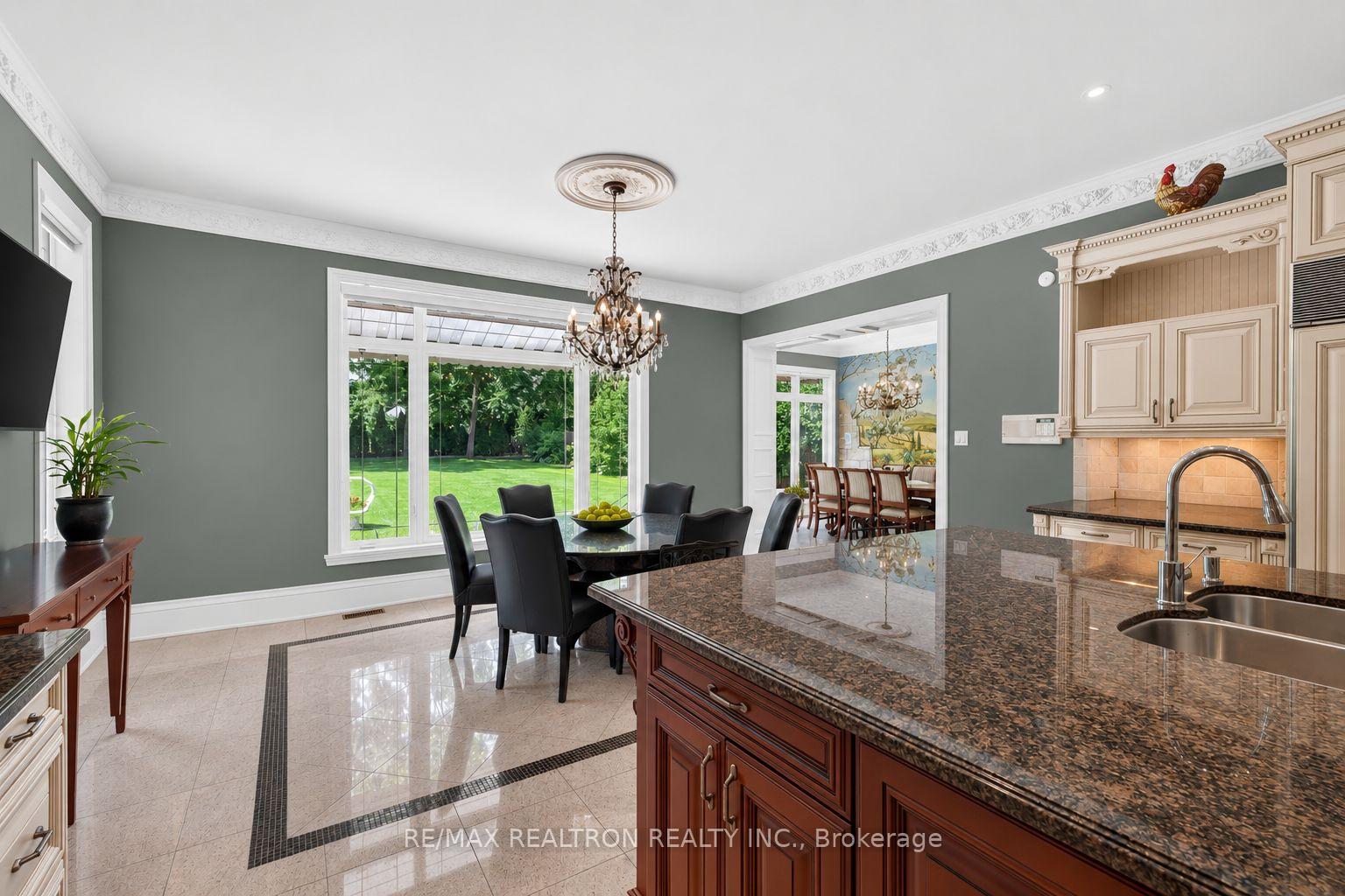 Photo 14 of 16 Boyle Drive, Richmond Hill, South Richvale — HOMEH