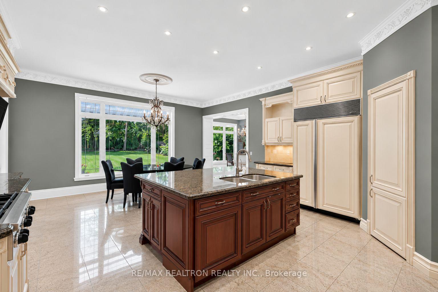 Photo 18 of 16 Boyle Drive, Richmond Hill, South Richvale — HOMEH