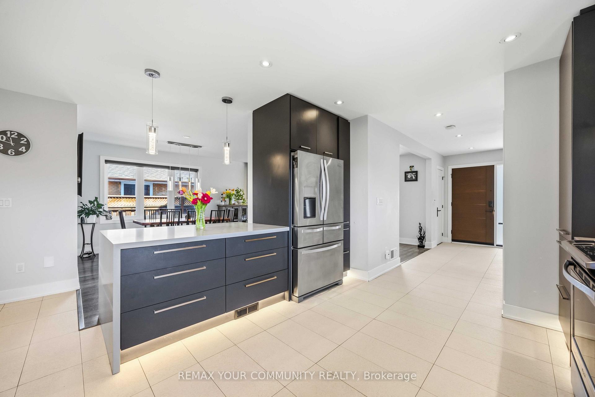 Photo 12 of 34 Walwyn Avenue, North York, Humberlea-Pelmo Park — HOMEH