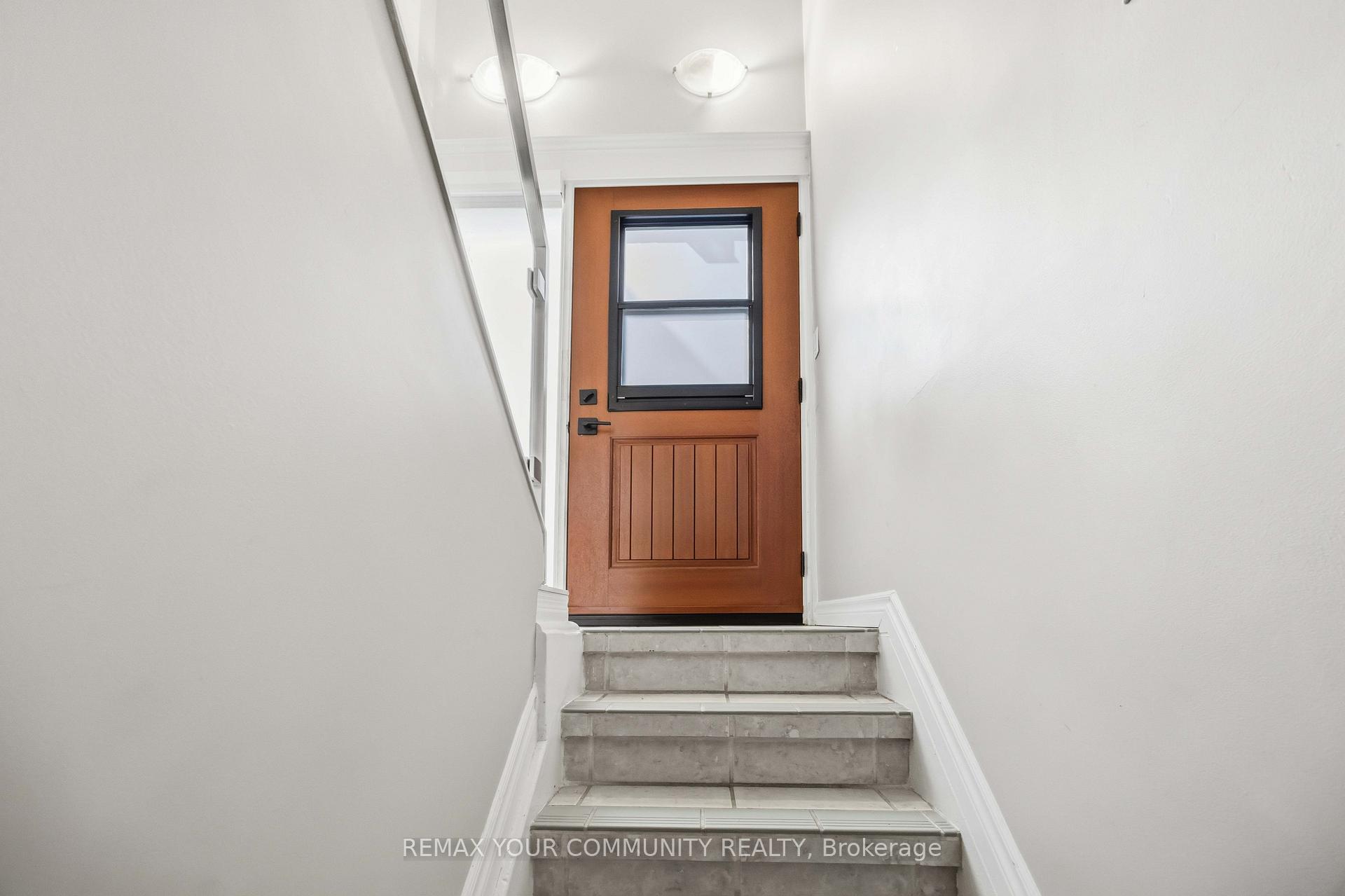 Photo 26 of 34 Walwyn Avenue, North York, Humberlea-Pelmo Park — HOMEH