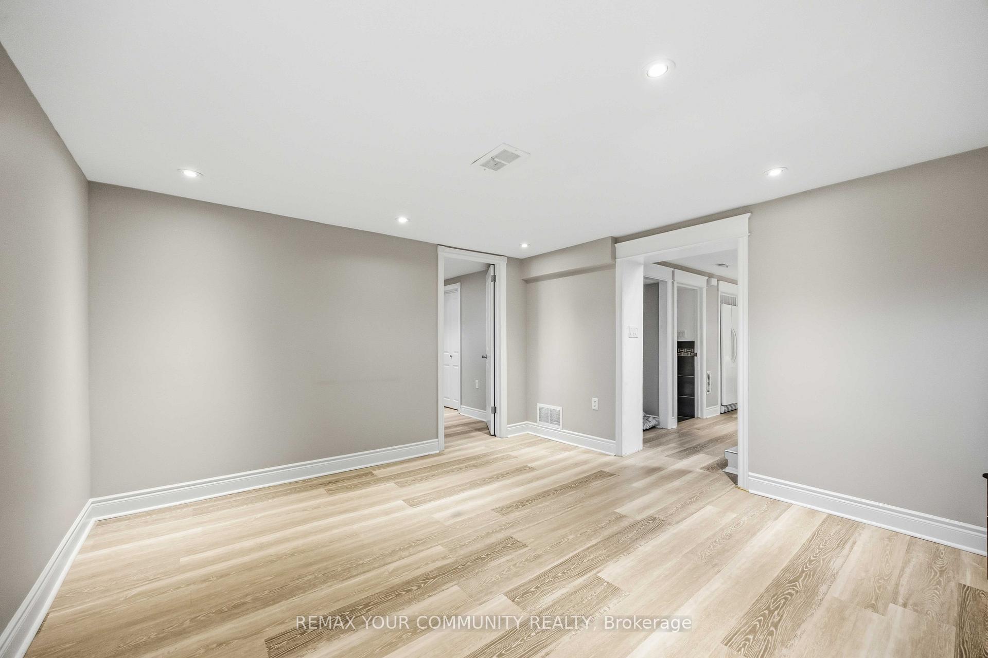 Photo 29 of 34 Walwyn Avenue, North York, Humberlea-Pelmo Park — HOMEH