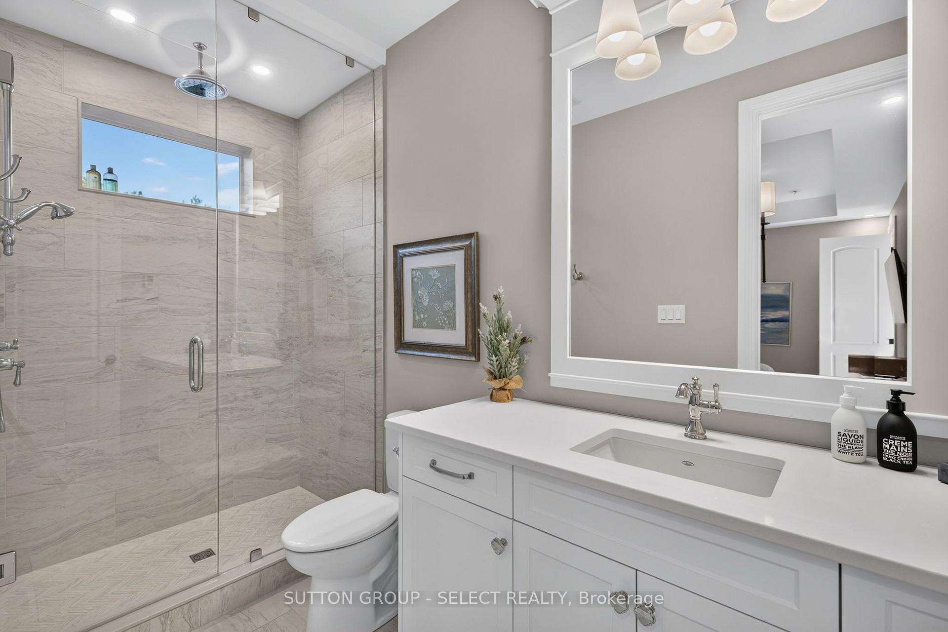 Photo 25 of 1764 Upper West Avenue, London, South B — HOMEH