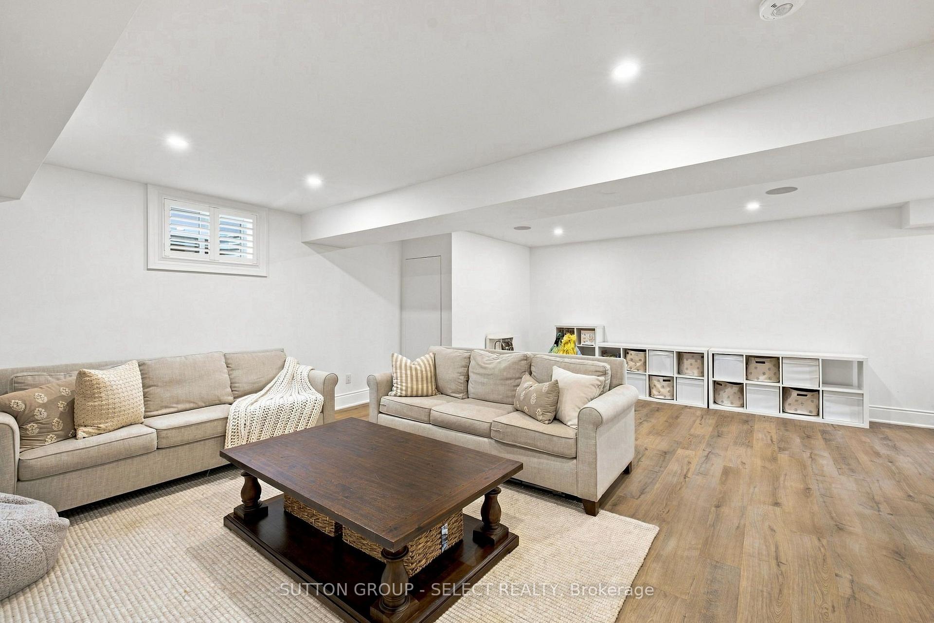 Photo 34 of 1764 Upper West Avenue, London, South B — HOMEH