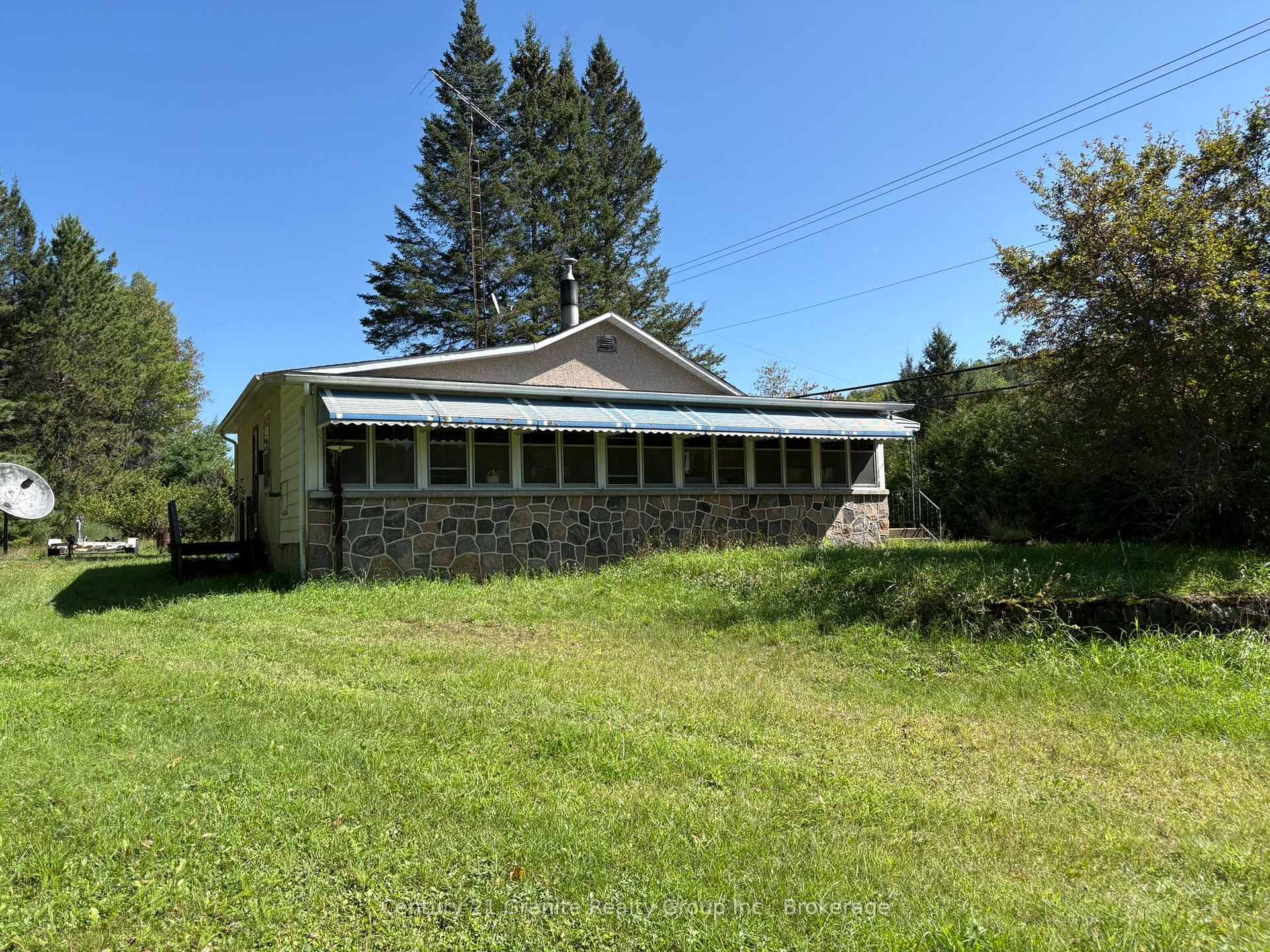 Photo 3 of 38871 Combermere Road, Madawaska Valley, Madawaska Valley — HOMEH
