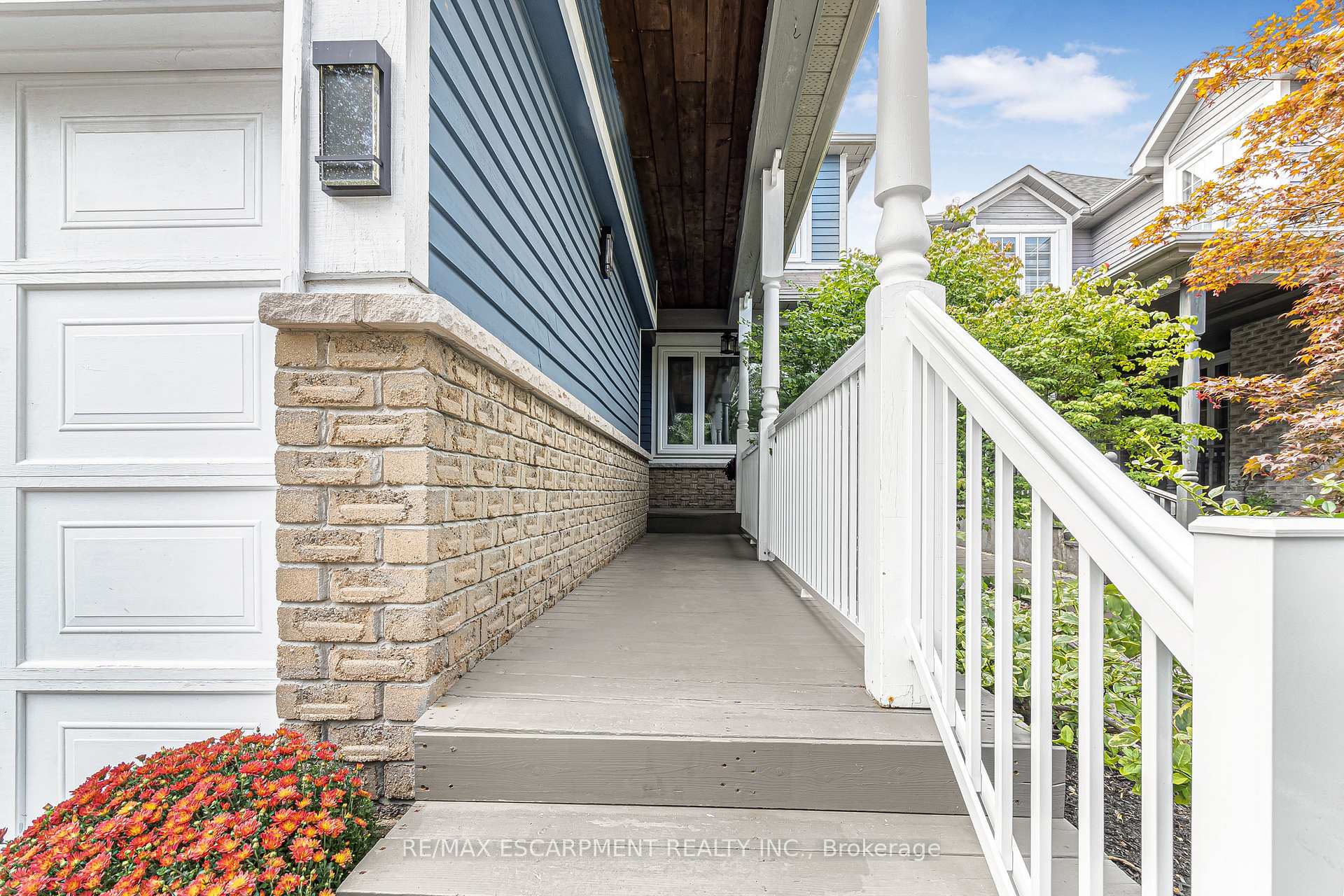 Photo 4 of 5576 Middlebury Drive, Mississauga, Erin Mills — HOMEH