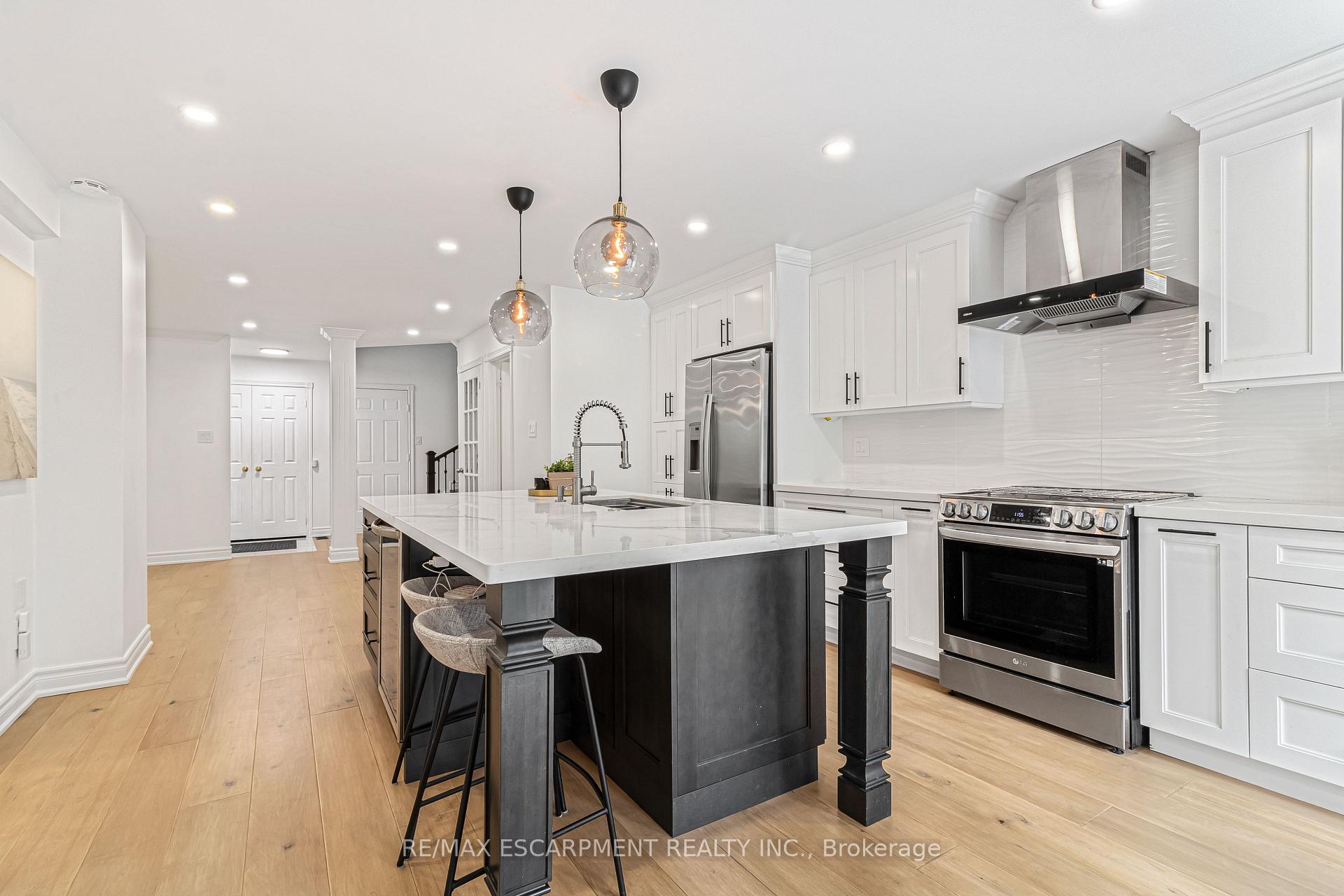 Photo 11 of 5576 Middlebury Drive, Mississauga, Erin Mills — HOMEH