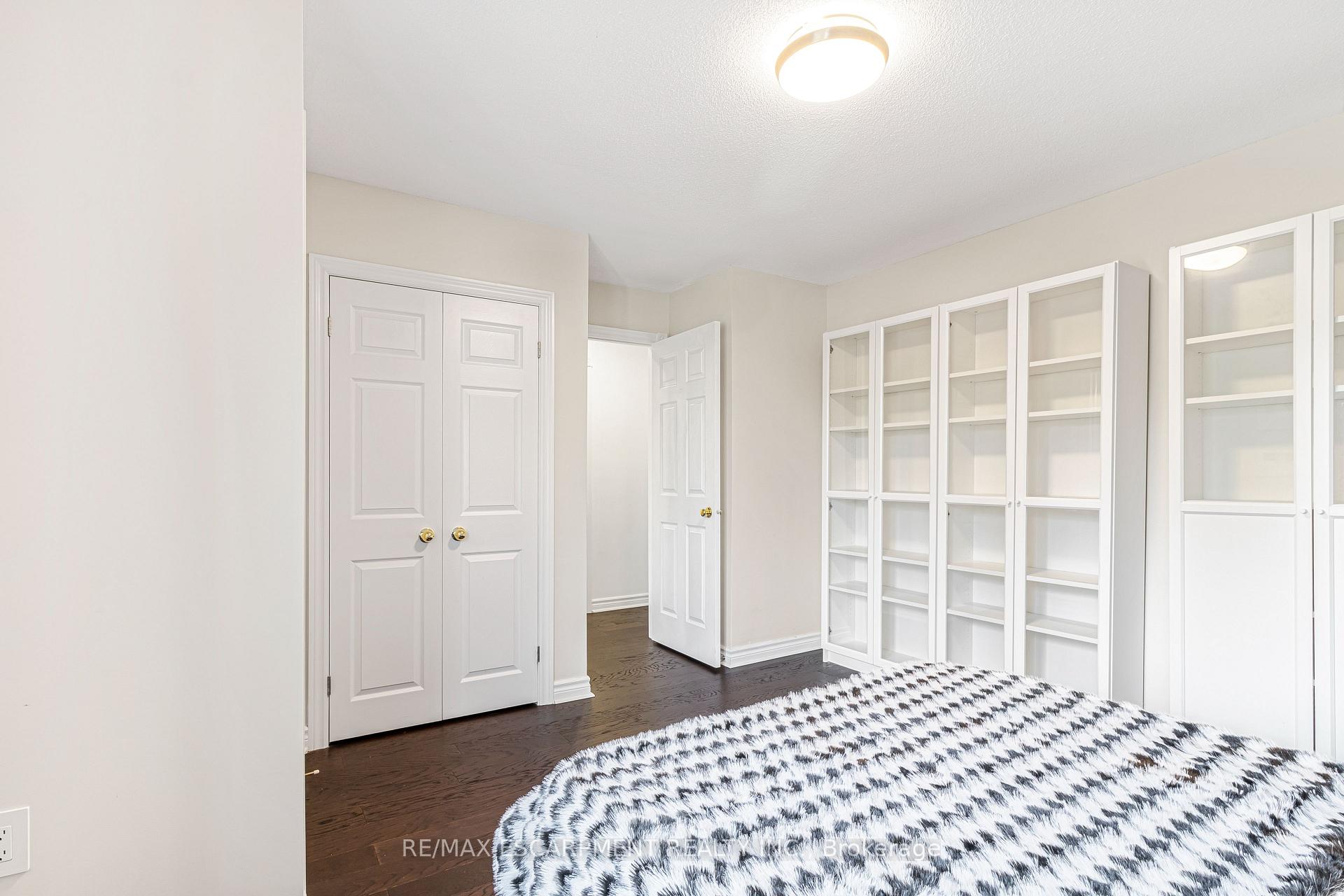 Photo 27 of 5576 Middlebury Drive, Mississauga, Erin Mills — HOMEH