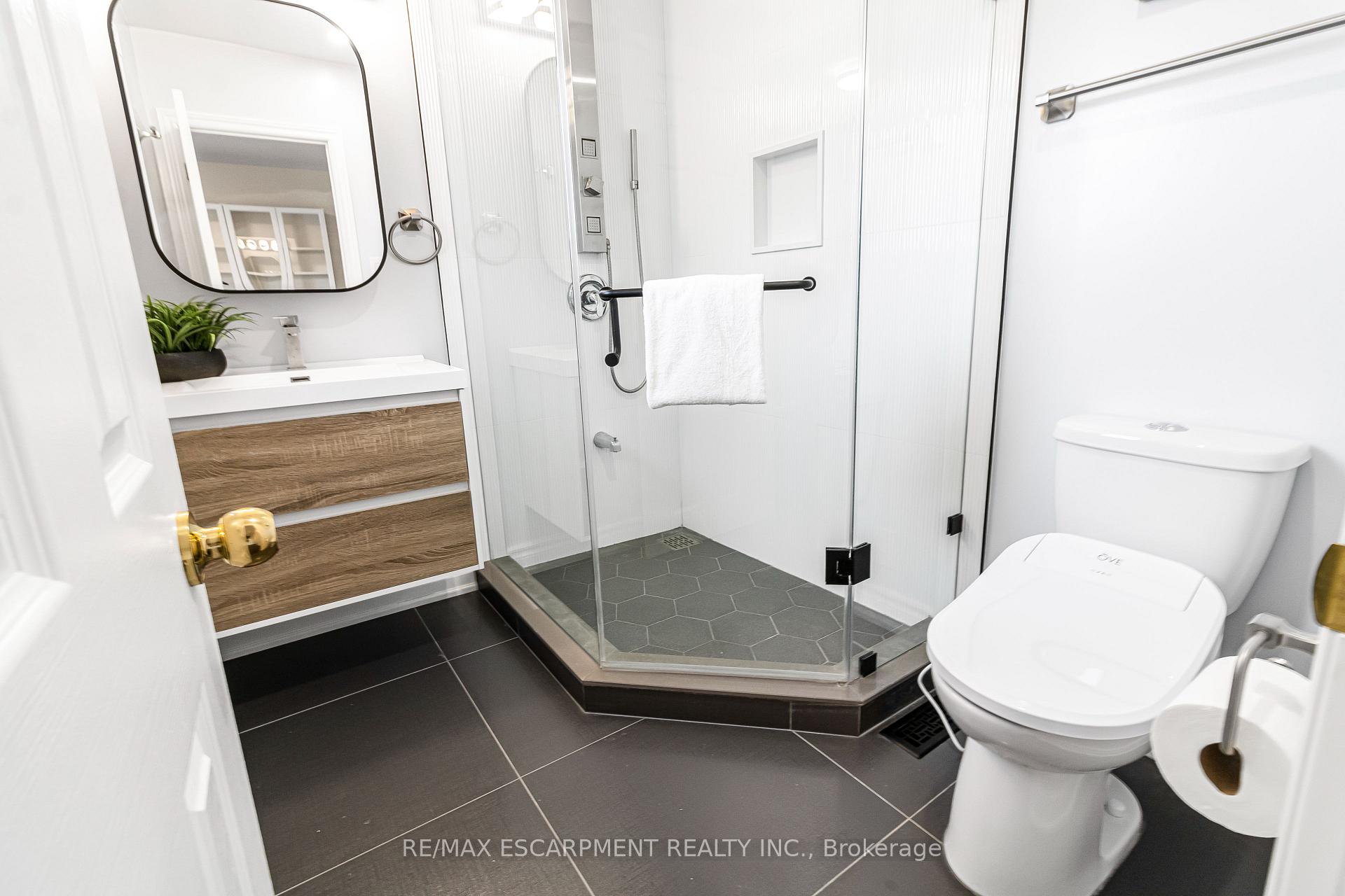 Photo 28 of 5576 Middlebury Drive, Mississauga, Erin Mills — HOMEH