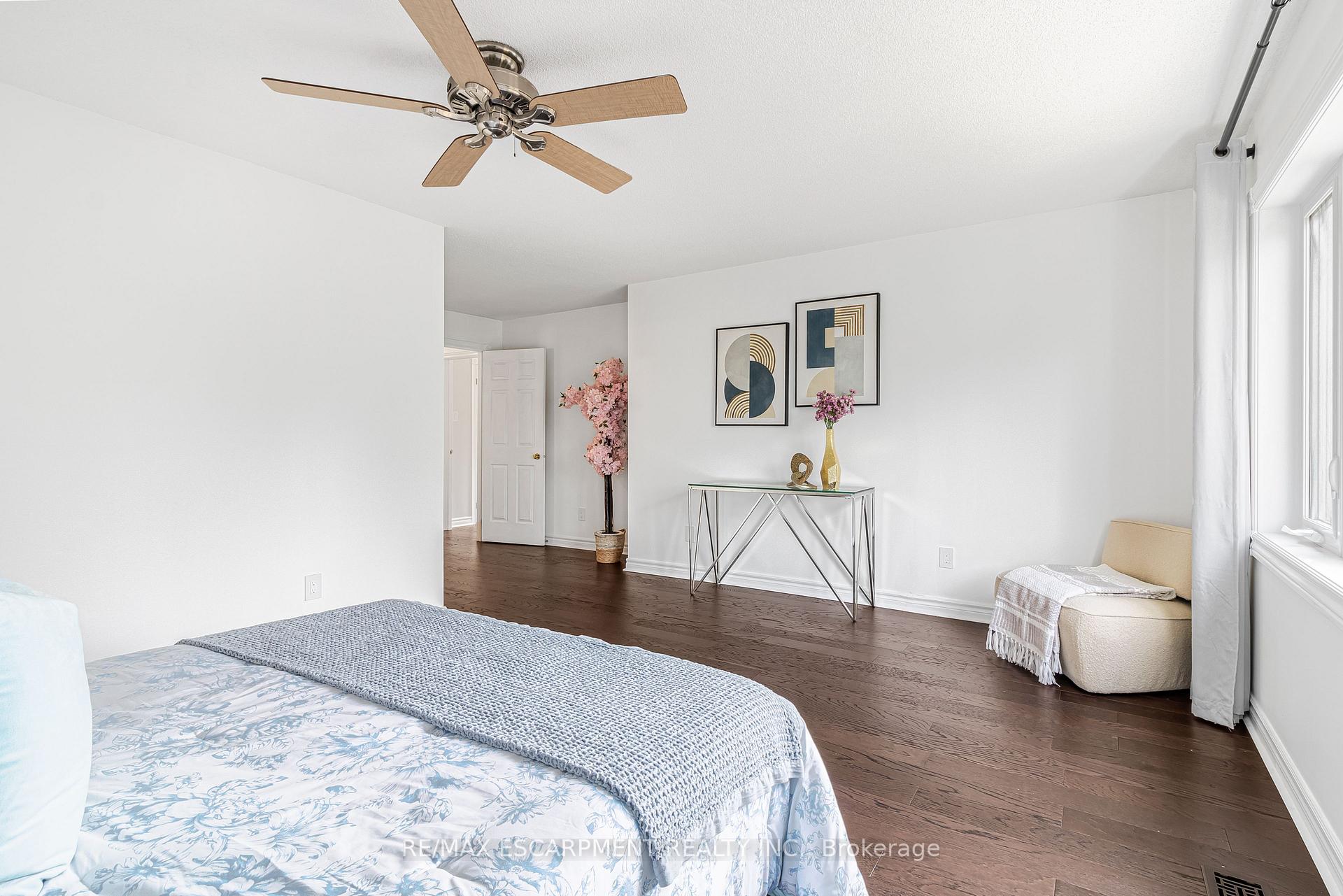 Photo 31 of 5576 Middlebury Drive, Mississauga, Erin Mills — HOMEH