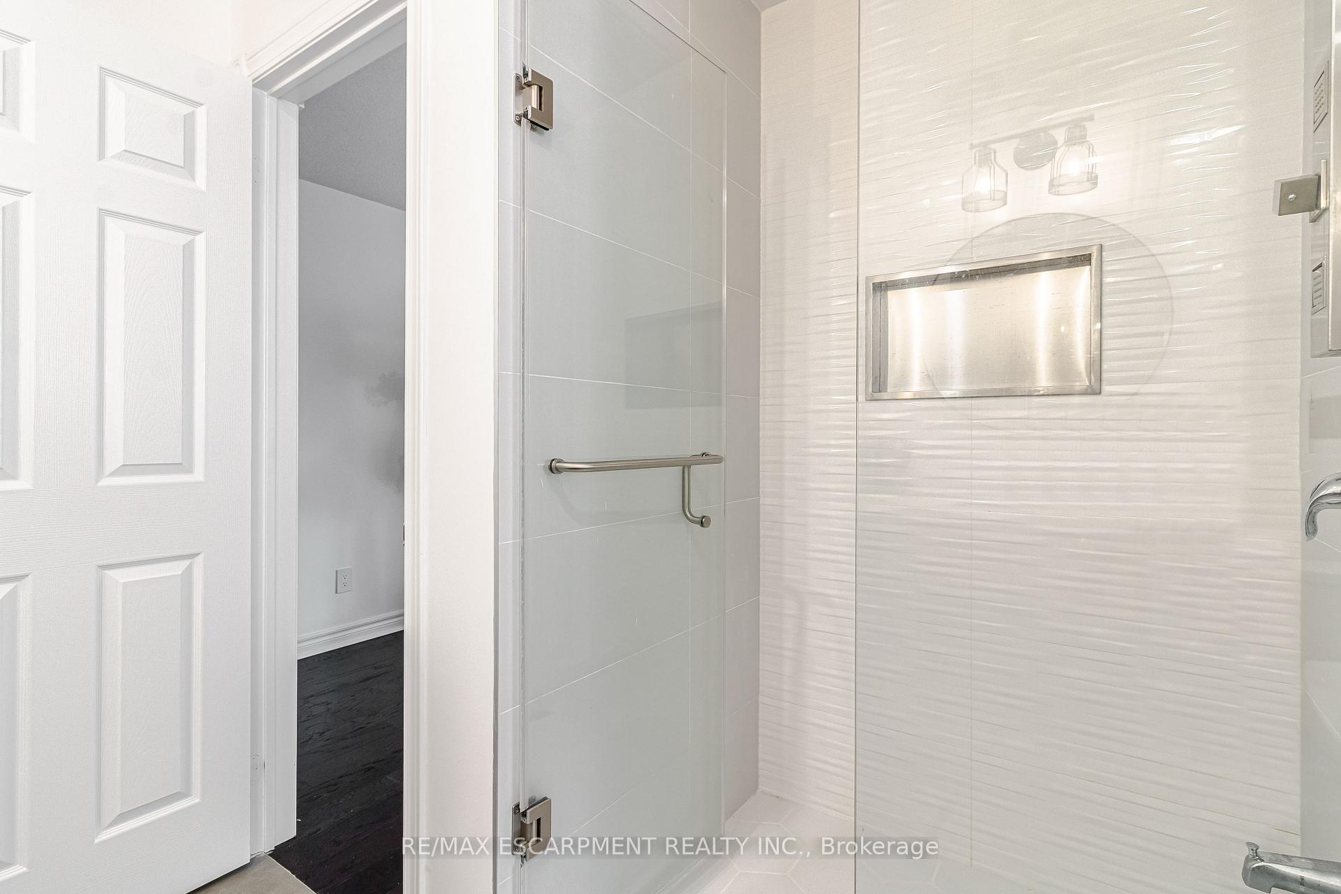 Photo 35 of 5576 Middlebury Drive, Mississauga, Erin Mills — HOMEH