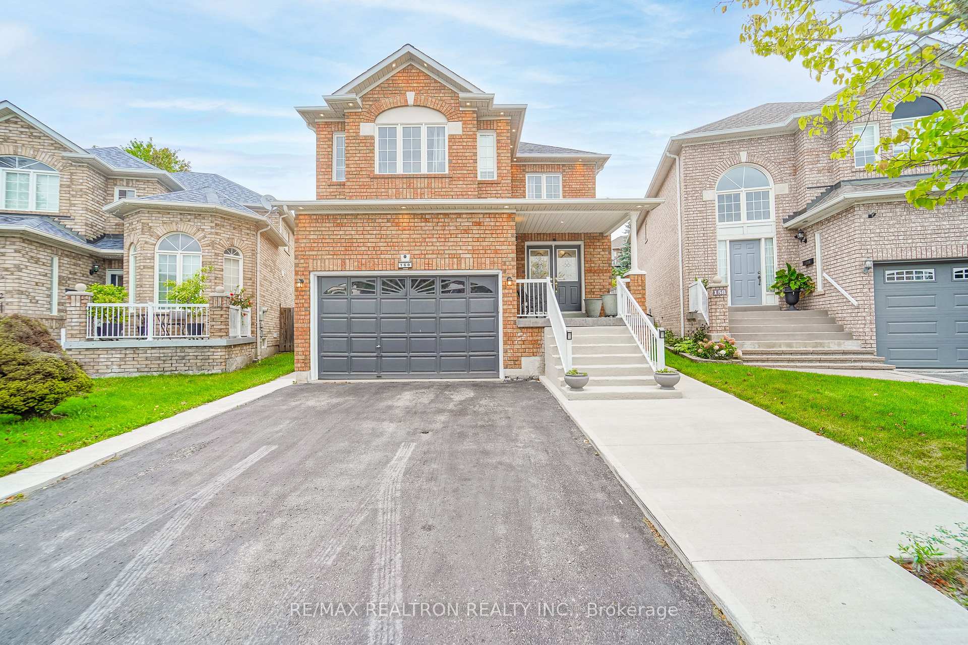 Photo 2 of 160 Dooley Crescent, Ajax, Northwest Ajax — HOMEH