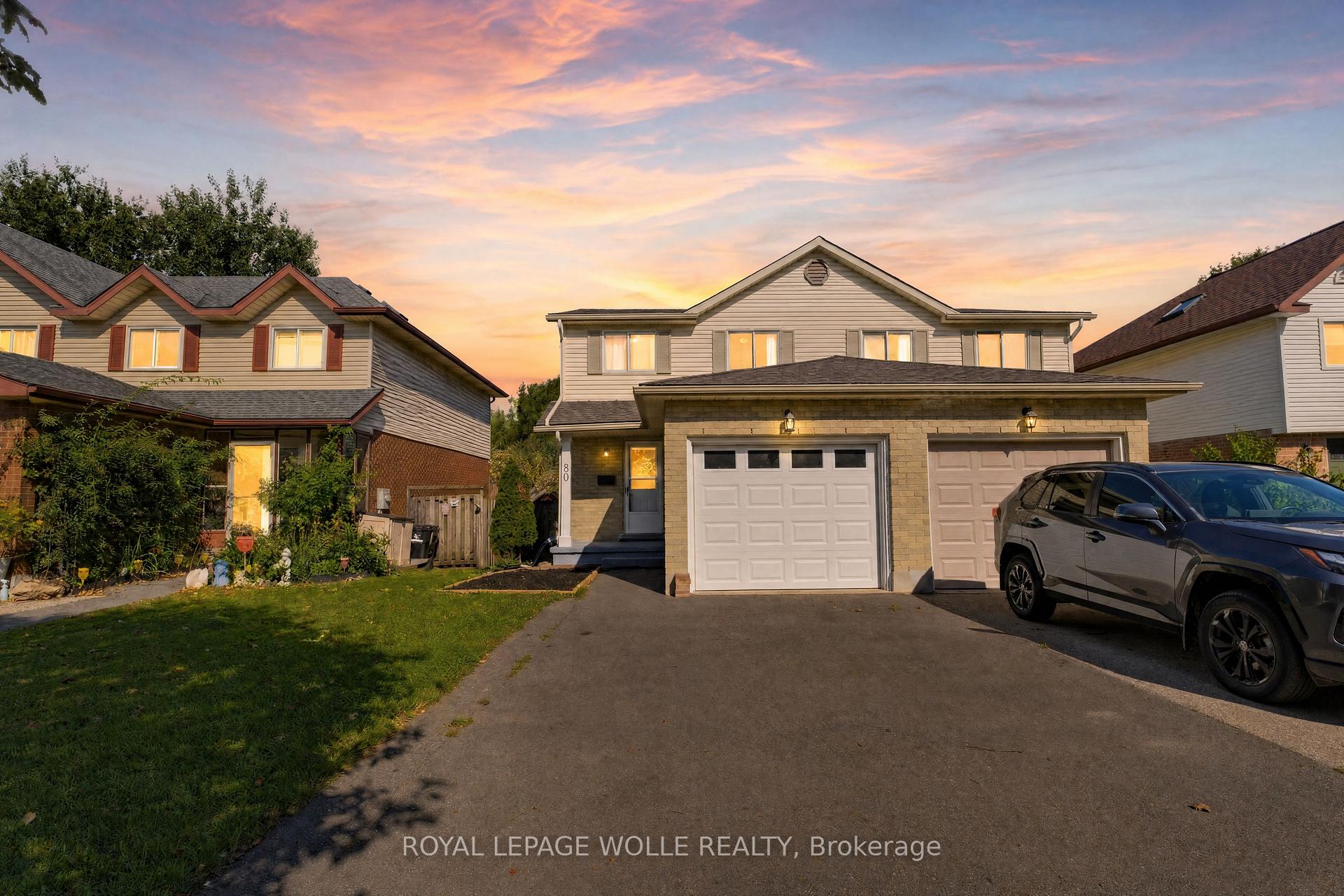 Photo 2 of 80 Highland Crescent, Kitchener, Victoria Park — HOMEH