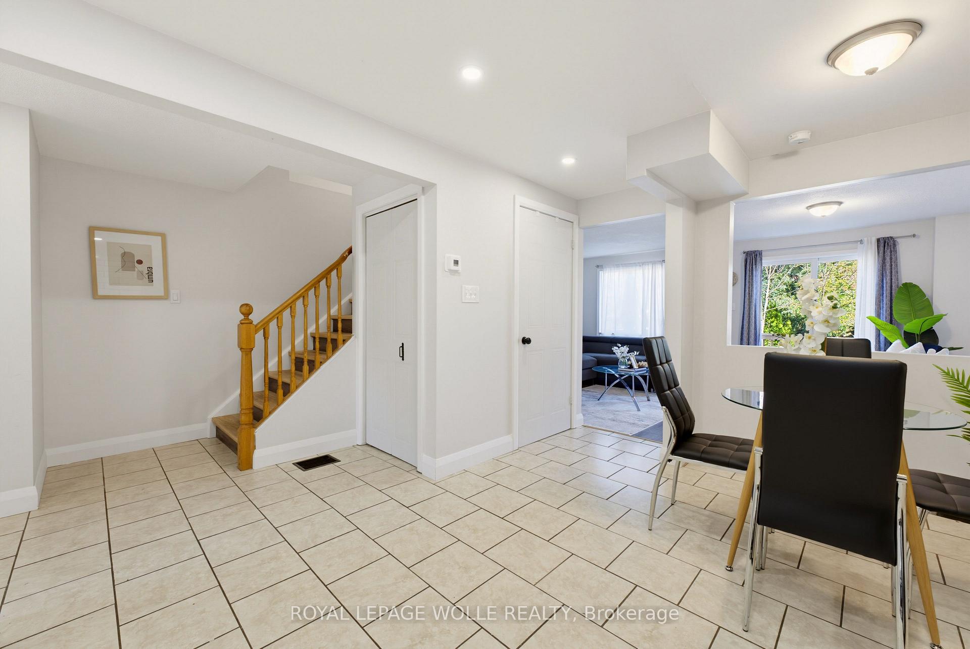 Photo 8 of 80 Highland Crescent, Kitchener, Victoria Park — HOMEH