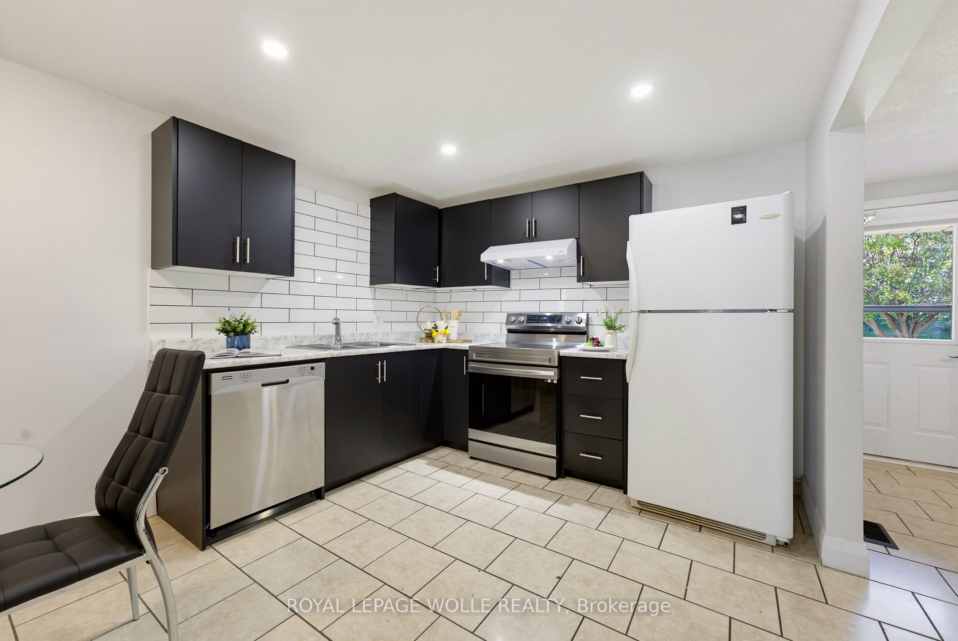 Photo 9 of 80 Highland Crescent, Kitchener, Victoria Park — HOMEH