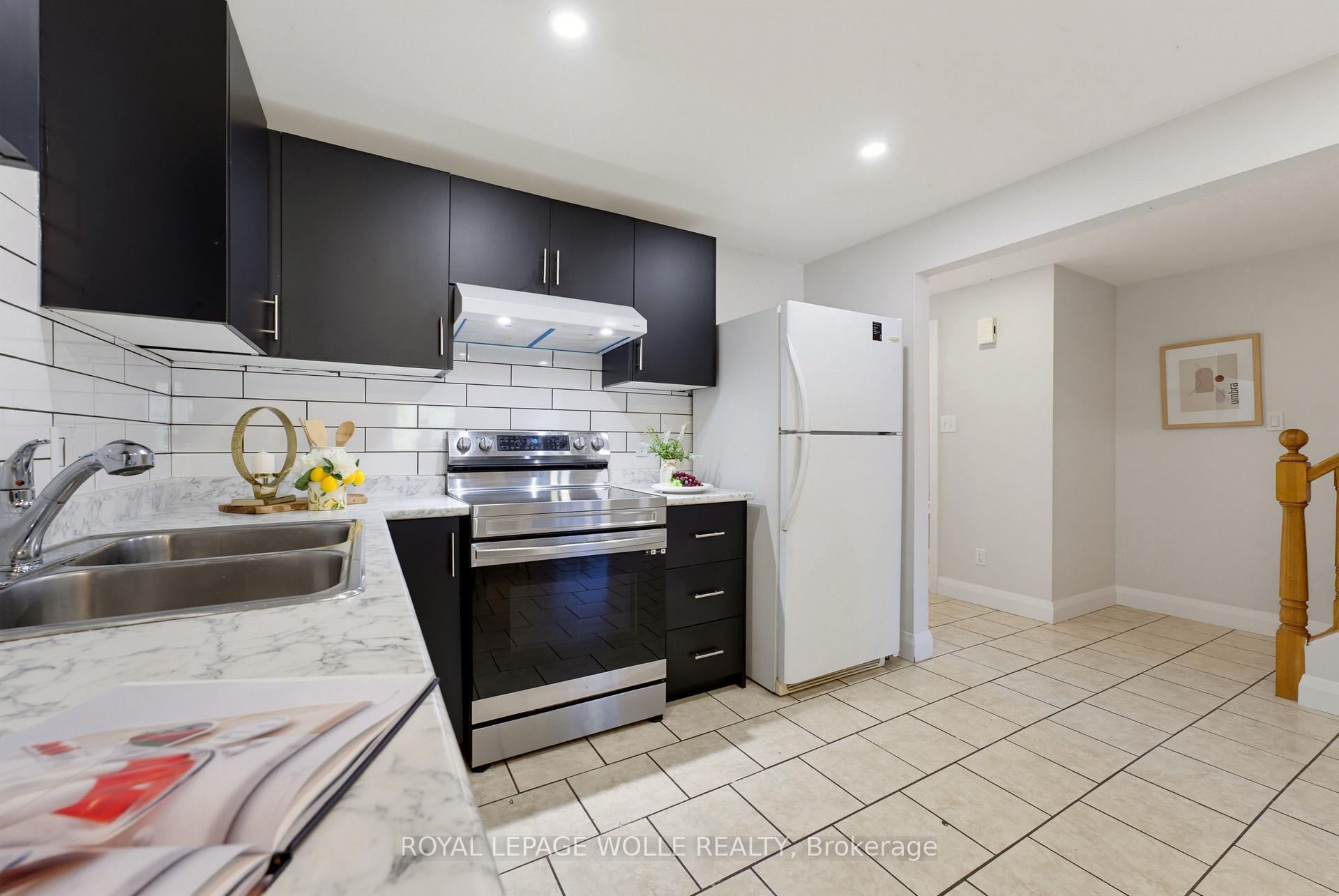 Photo 10 of 80 Highland Crescent, Kitchener, Victoria Park — HOMEH