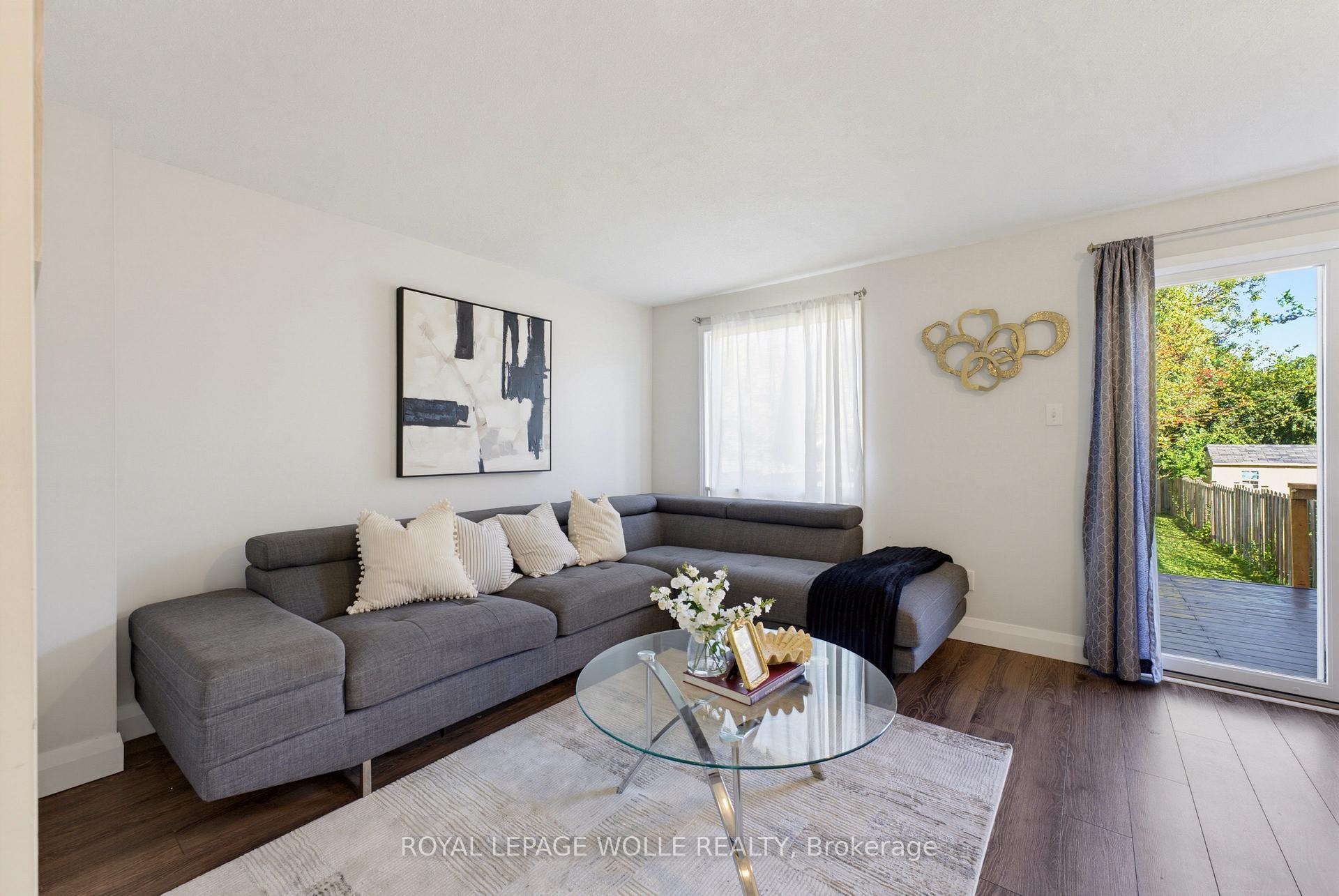 Photo 13 of 80 Highland Crescent, Kitchener, Victoria Park — HOMEH