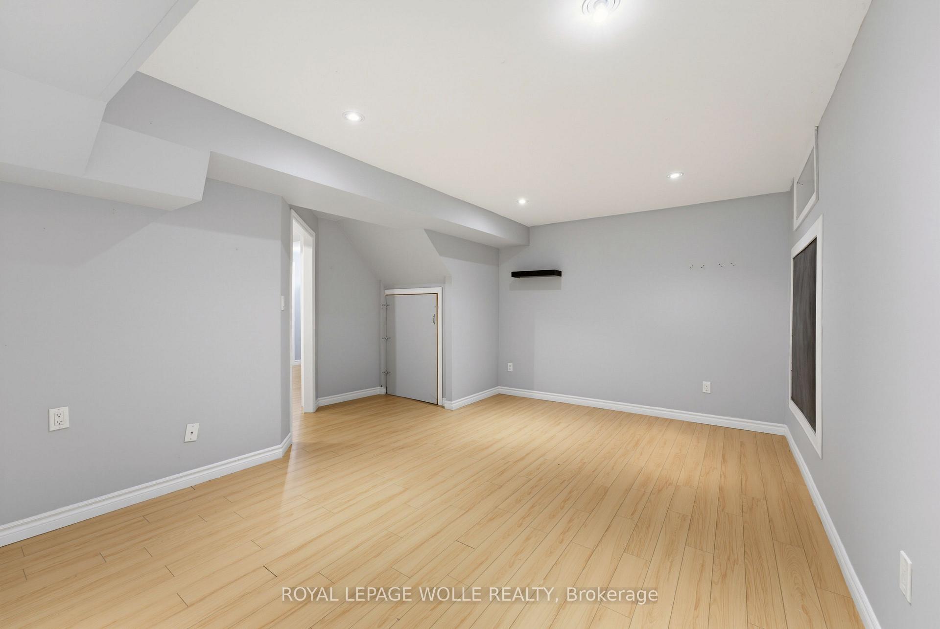 Photo 26 of 80 Highland Crescent, Kitchener, Victoria Park — HOMEH