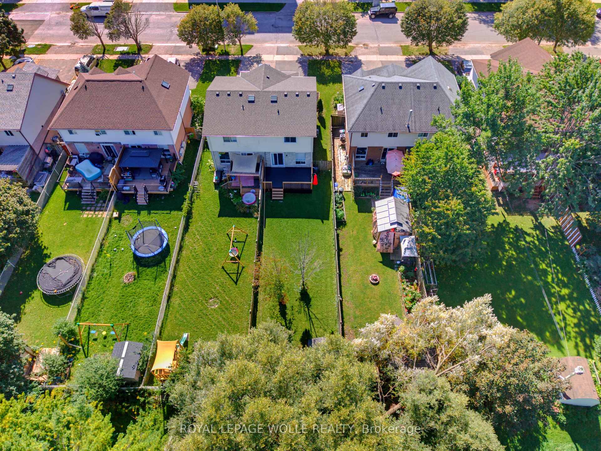 Photo 36 of 80 Highland Crescent, Kitchener, Victoria Park — HOMEH