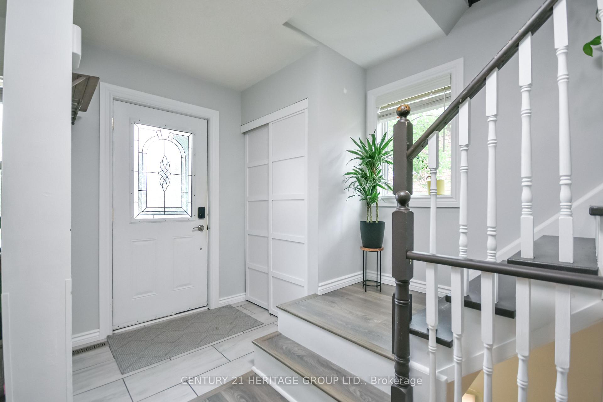 Photo 2 of 416 Sunnidale Road, Barrie, Northwest — HOMEH
