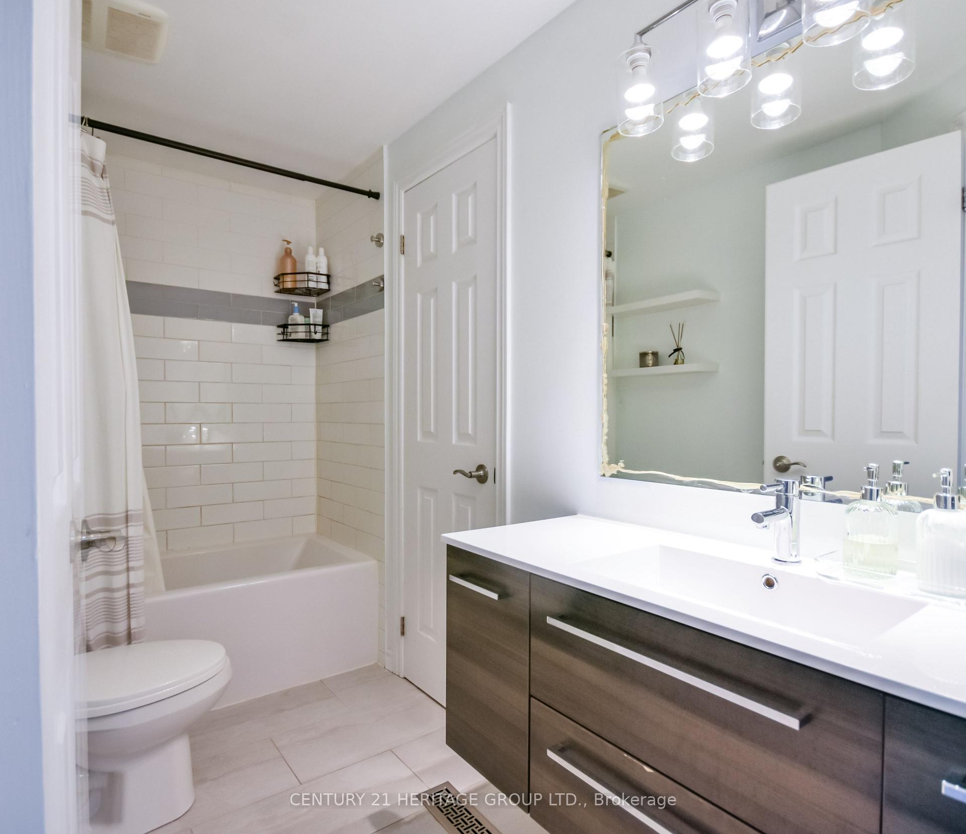 Photo 13 of 416 Sunnidale Road, Barrie, Northwest — HOMEH