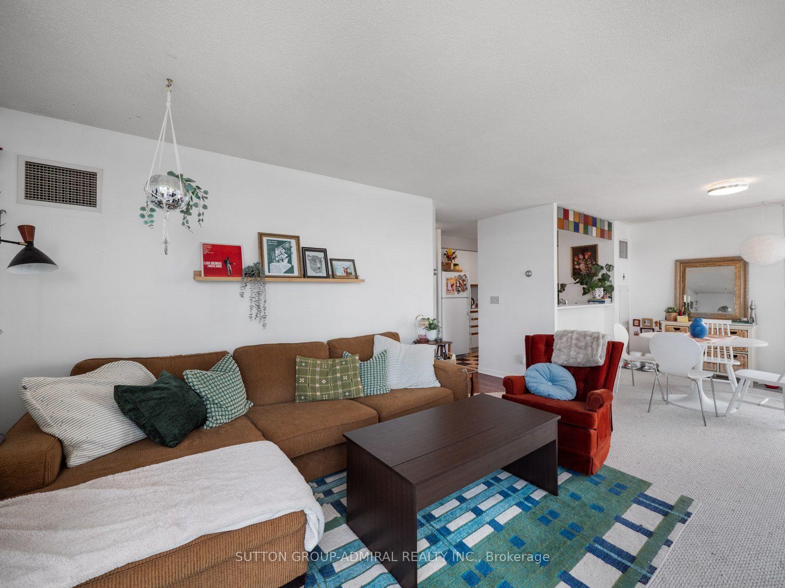 Photo 9 of Unit 902, 150 Dunlop Street E, Barrie, City Centre — HOMEH
