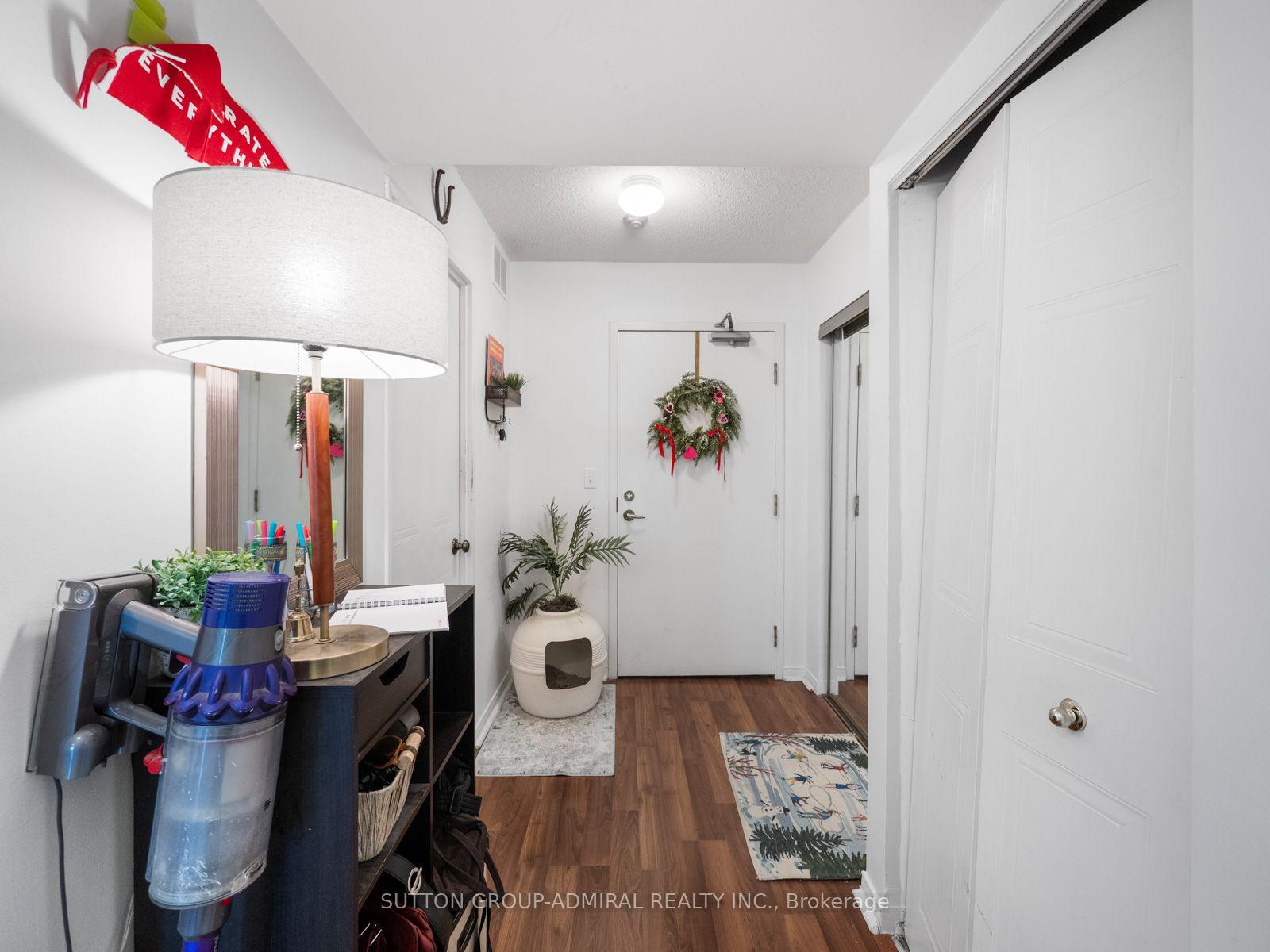 Photo 21 of Unit 902, 150 Dunlop Street E, Barrie, City Centre — HOMEH