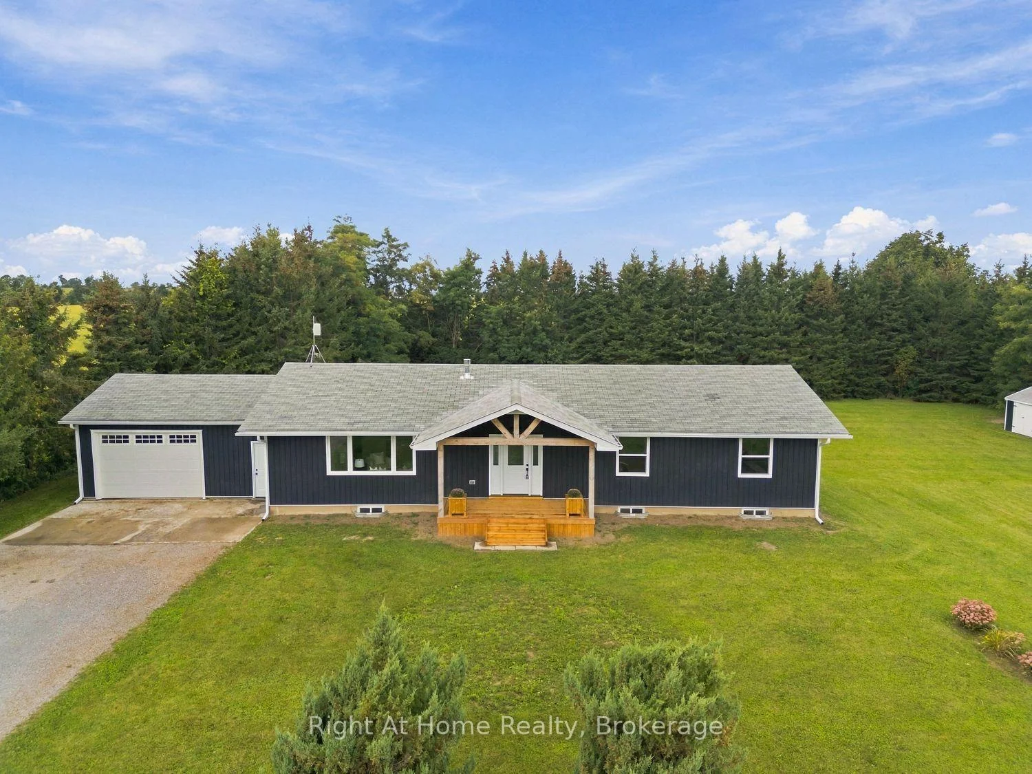 Photo 7 of 1341 Farmstead Road, Kawartha Lakes, Mariposa — HOMEH