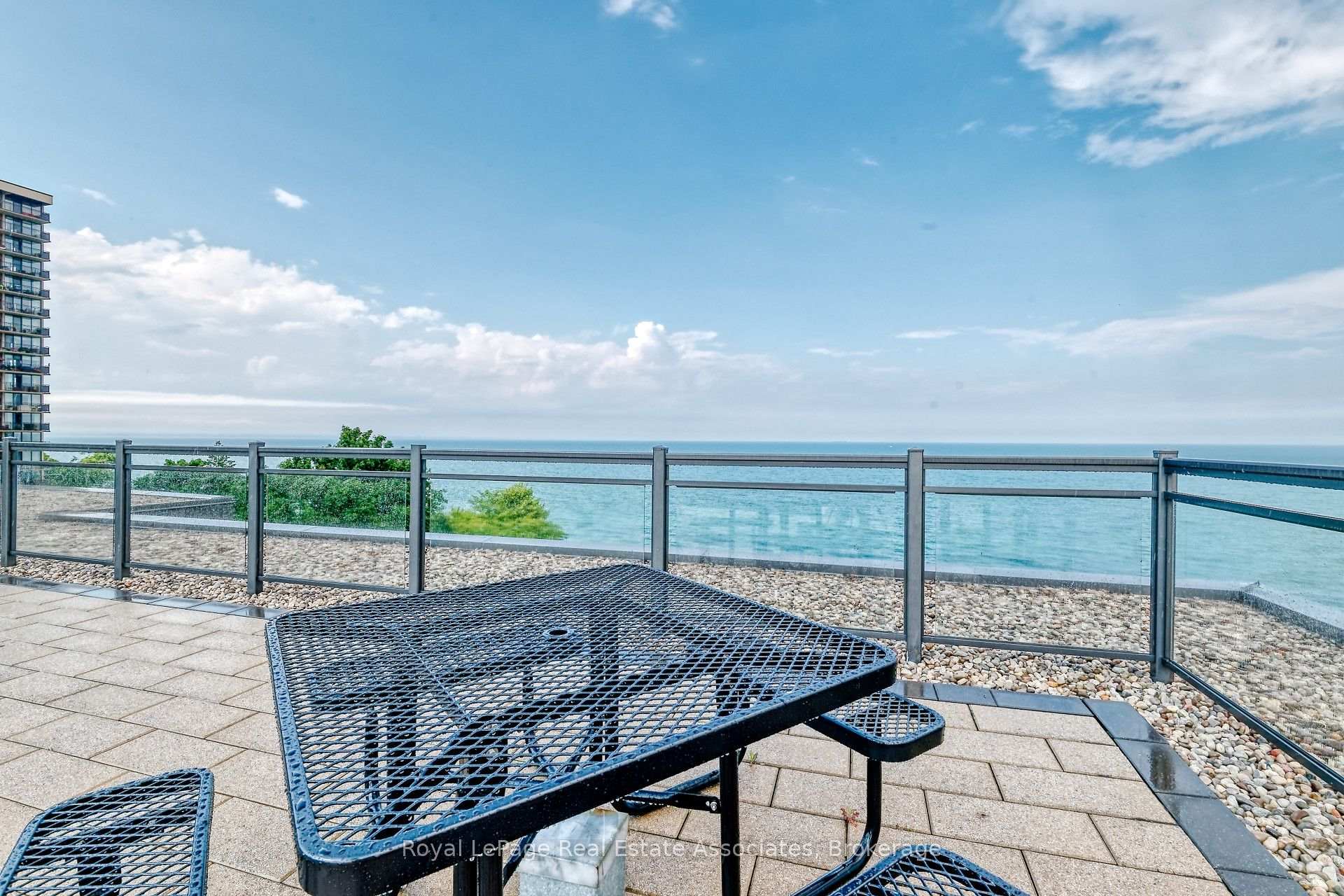 Photo 23 of Unit 111, 35 Southshore Crescent, Hamilton, Stoney Creek — HOMEH