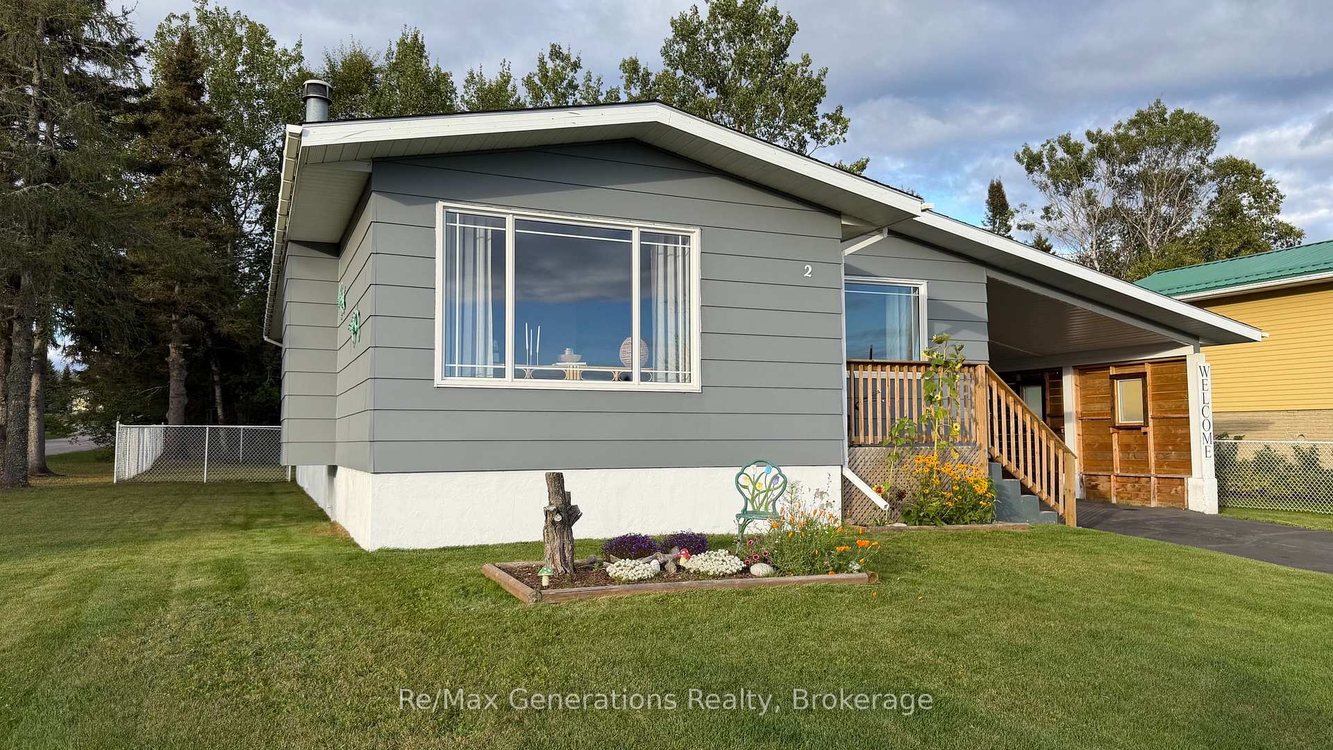 Photo of 2 Cavanaugh Crescent S