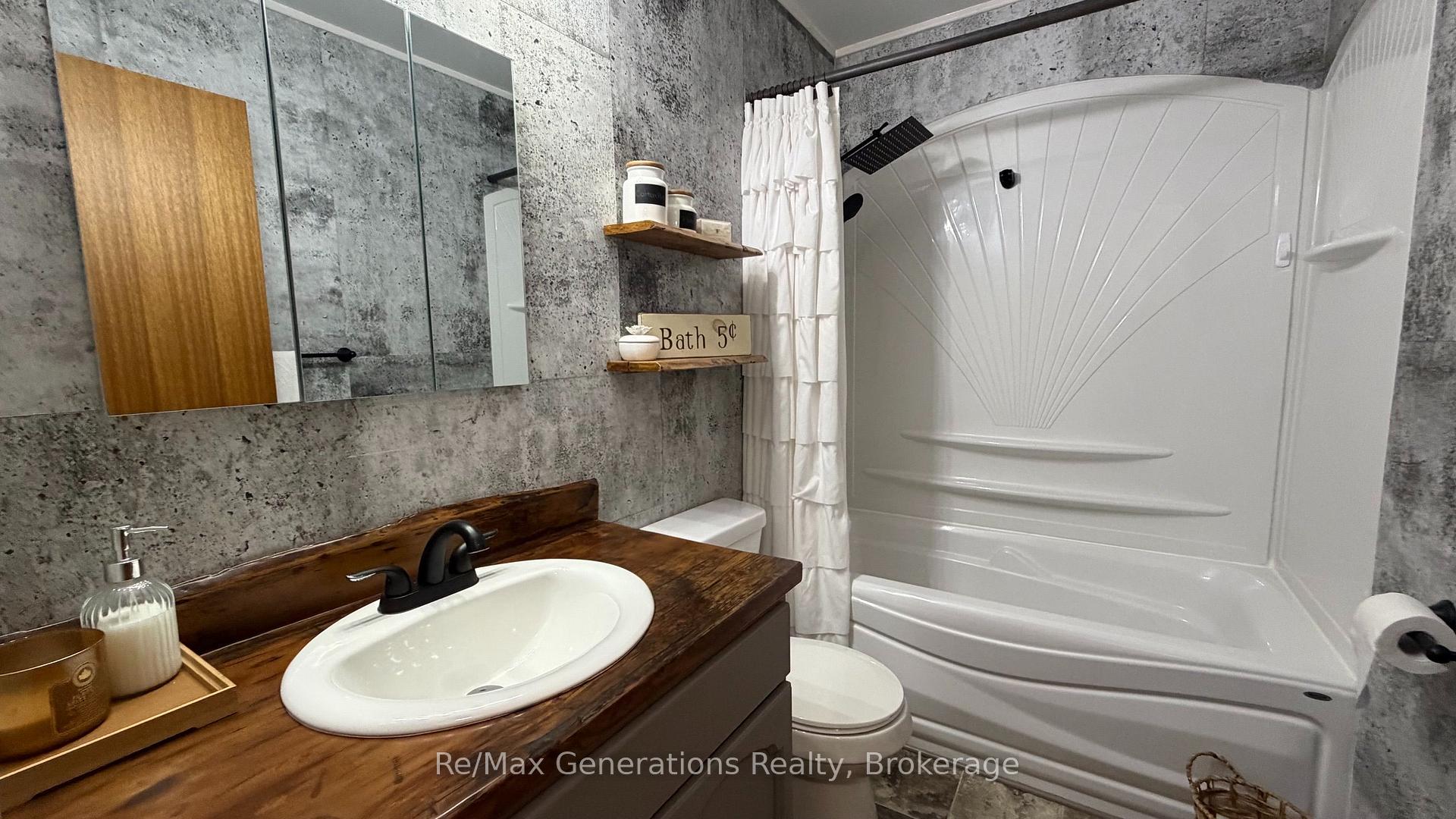 Photo 14 of 2 Cavanaugh Crescent S, Terrace Bay, TB-92 — HOMEH