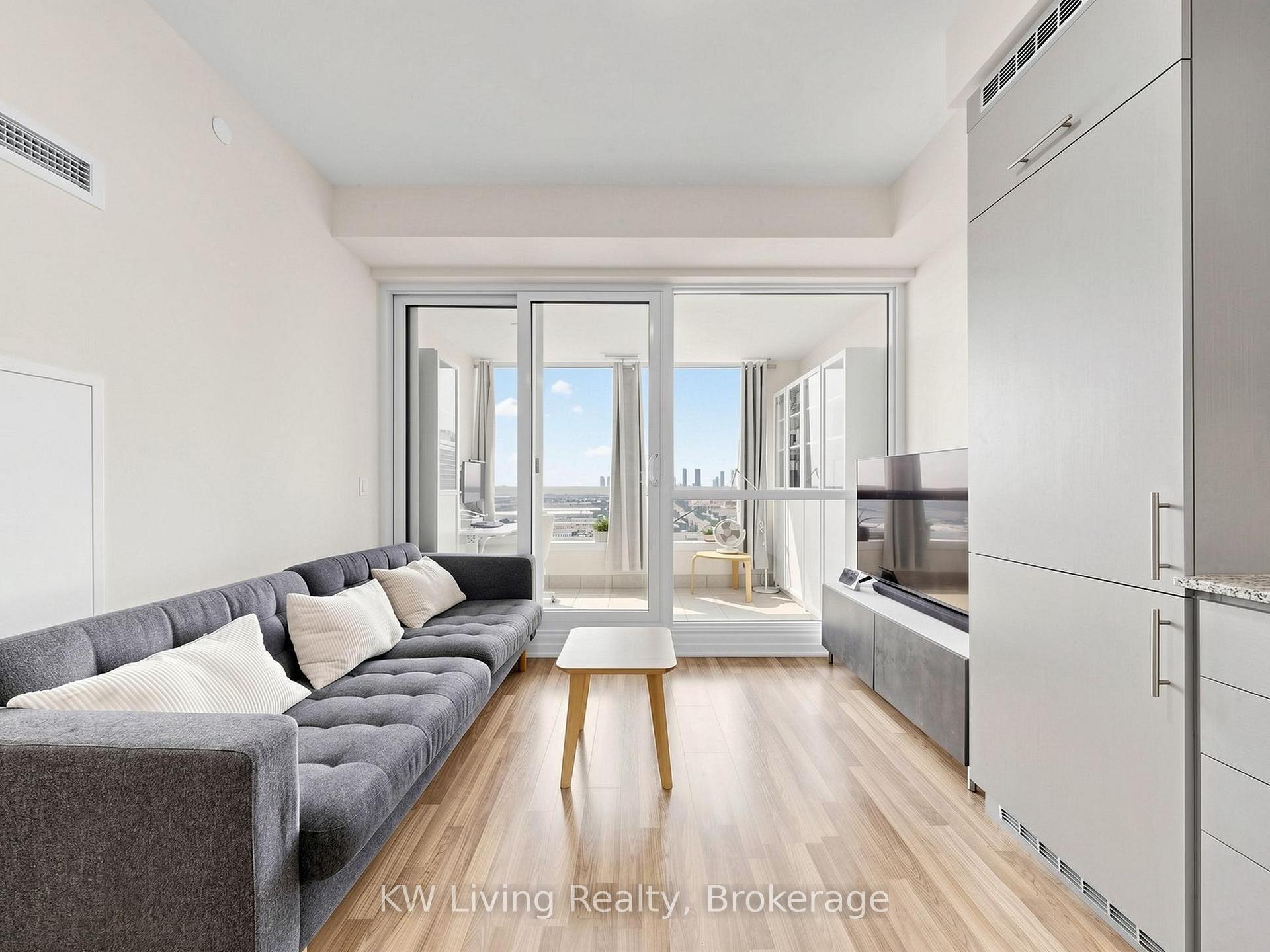 Photo 9 of Unit 2104, 9075 Jane Street, Vaughan, Concord — HOMEH