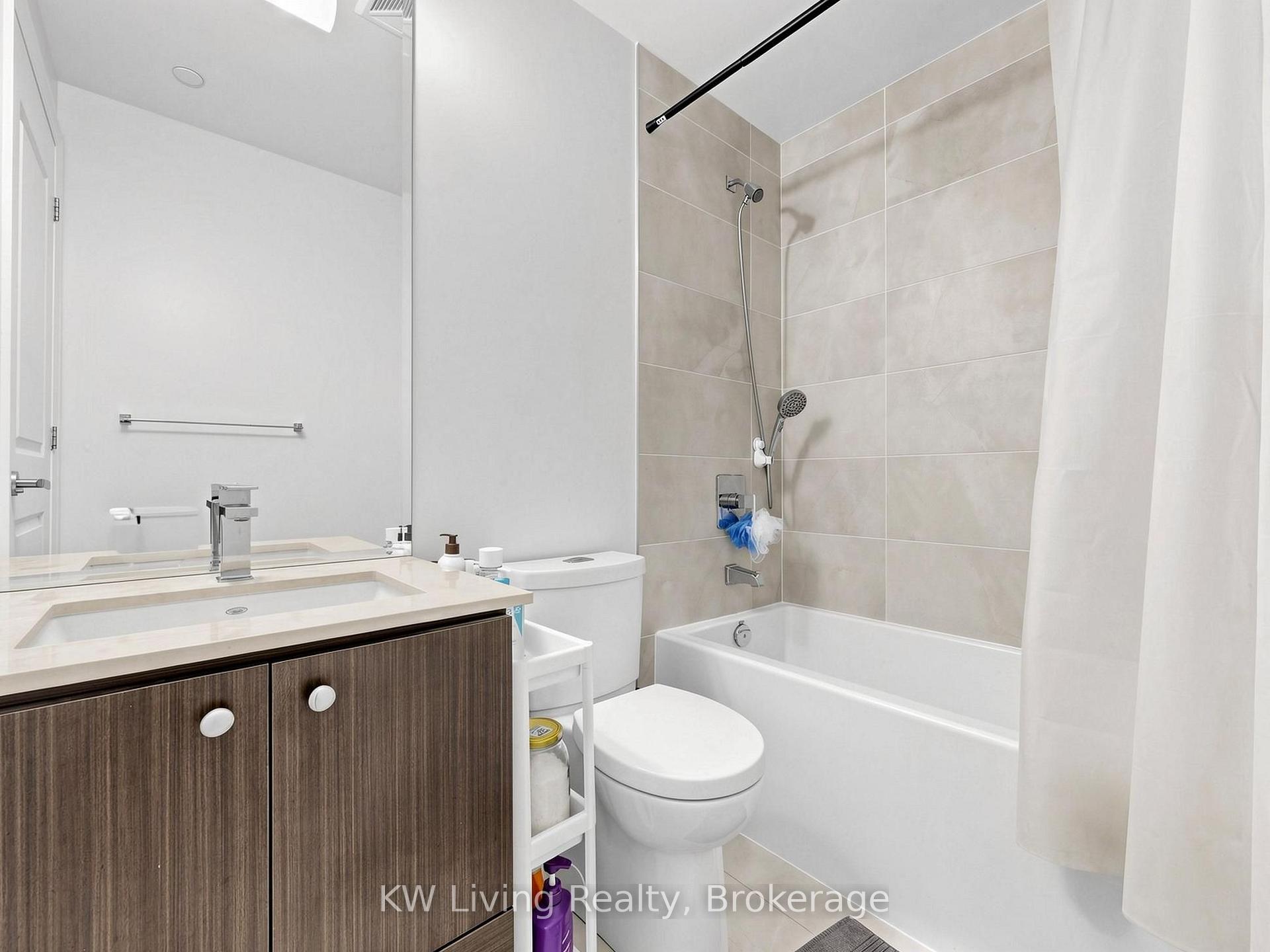 Photo 25 of Unit 2104, 9075 Jane Street, Vaughan, Concord — HOMEH