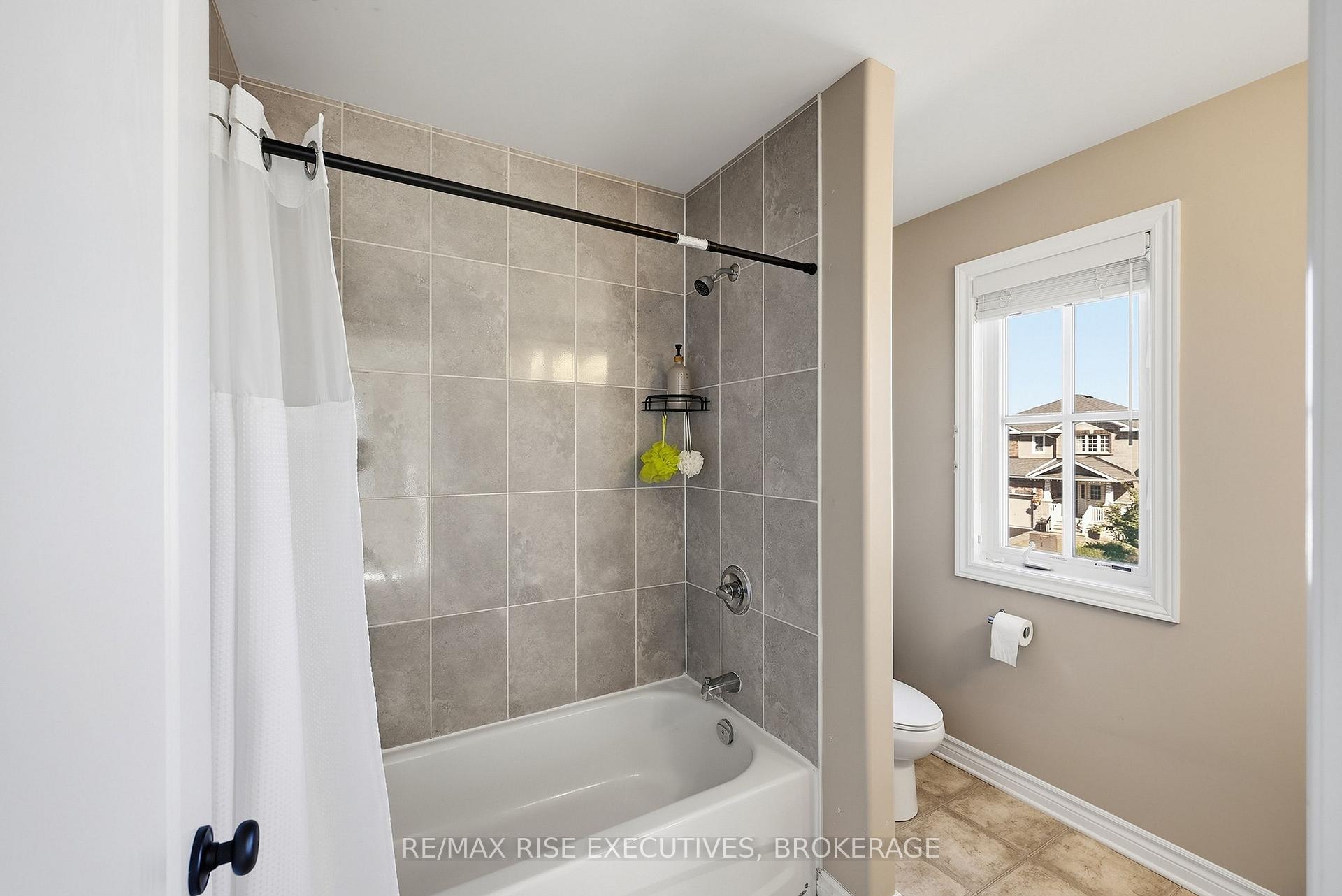 Photo 29 of 1291 Atkinson Street, Kingston, City Northwest — HOMEH