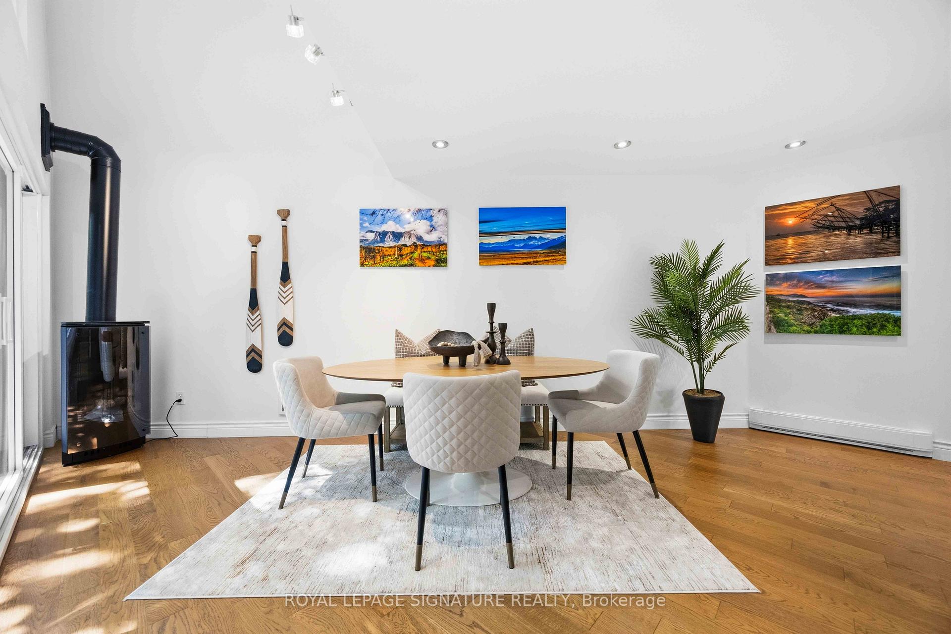 Photo 4 of Unit 7, 2366 Queen Street E, Toronto, The Beaches — HOMEH