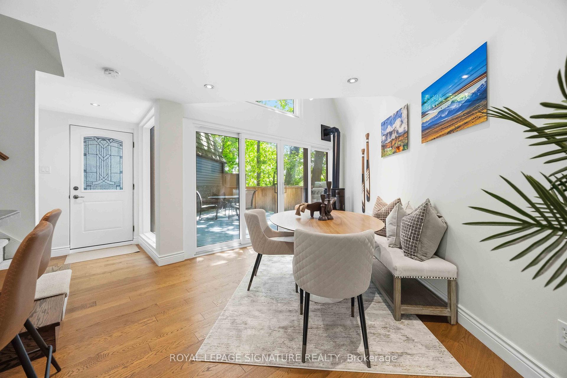 Photo 5 of Unit 7, 2366 Queen Street E, Toronto, The Beaches — HOMEH