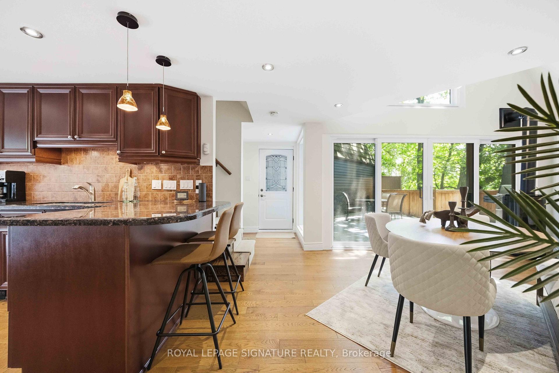 Photo 12 of Unit 7, 2366 Queen Street E, Toronto, The Beaches — HOMEH