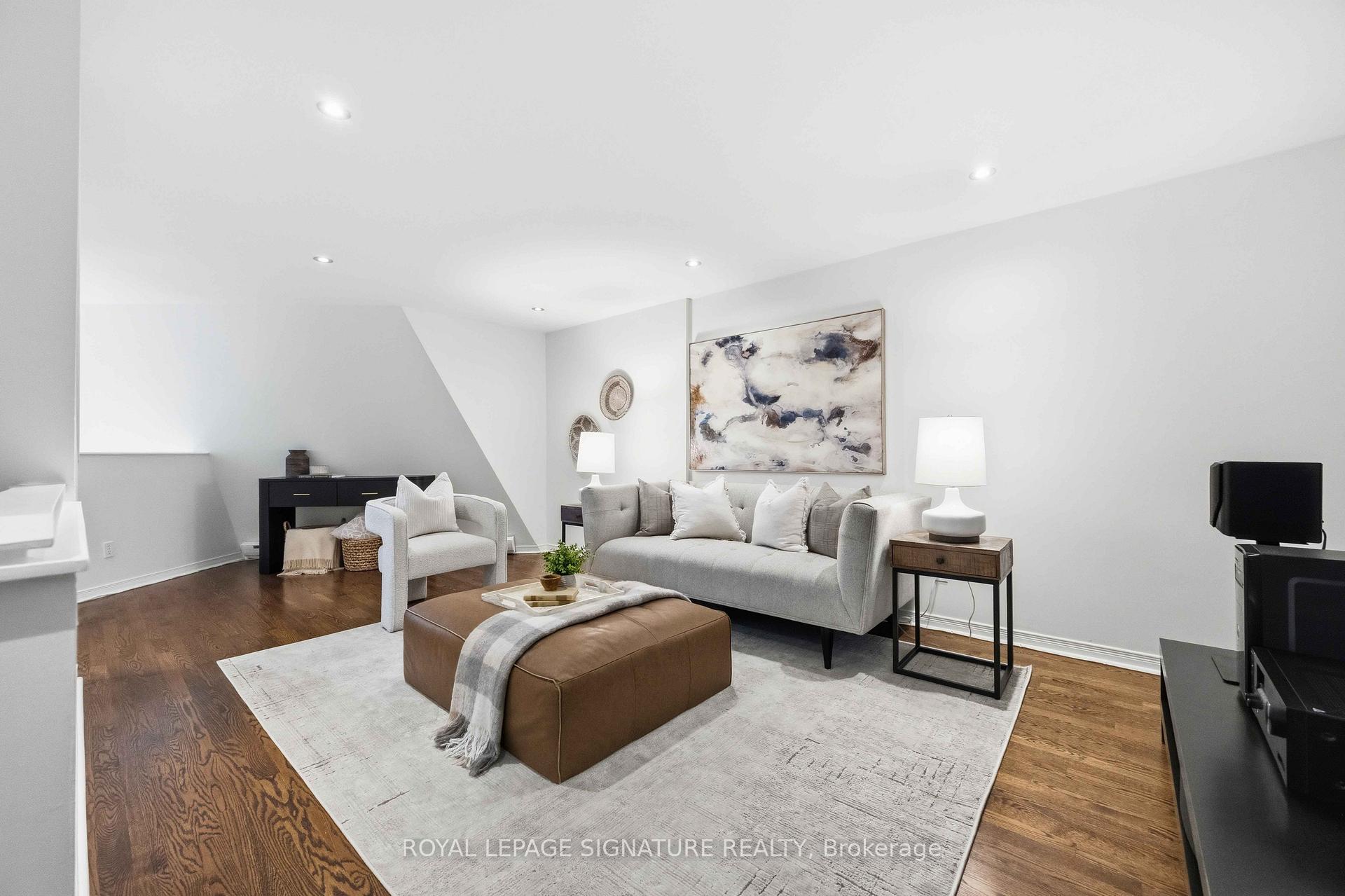 Photo 14 of Unit 7, 2366 Queen Street E, Toronto, The Beaches — HOMEH
