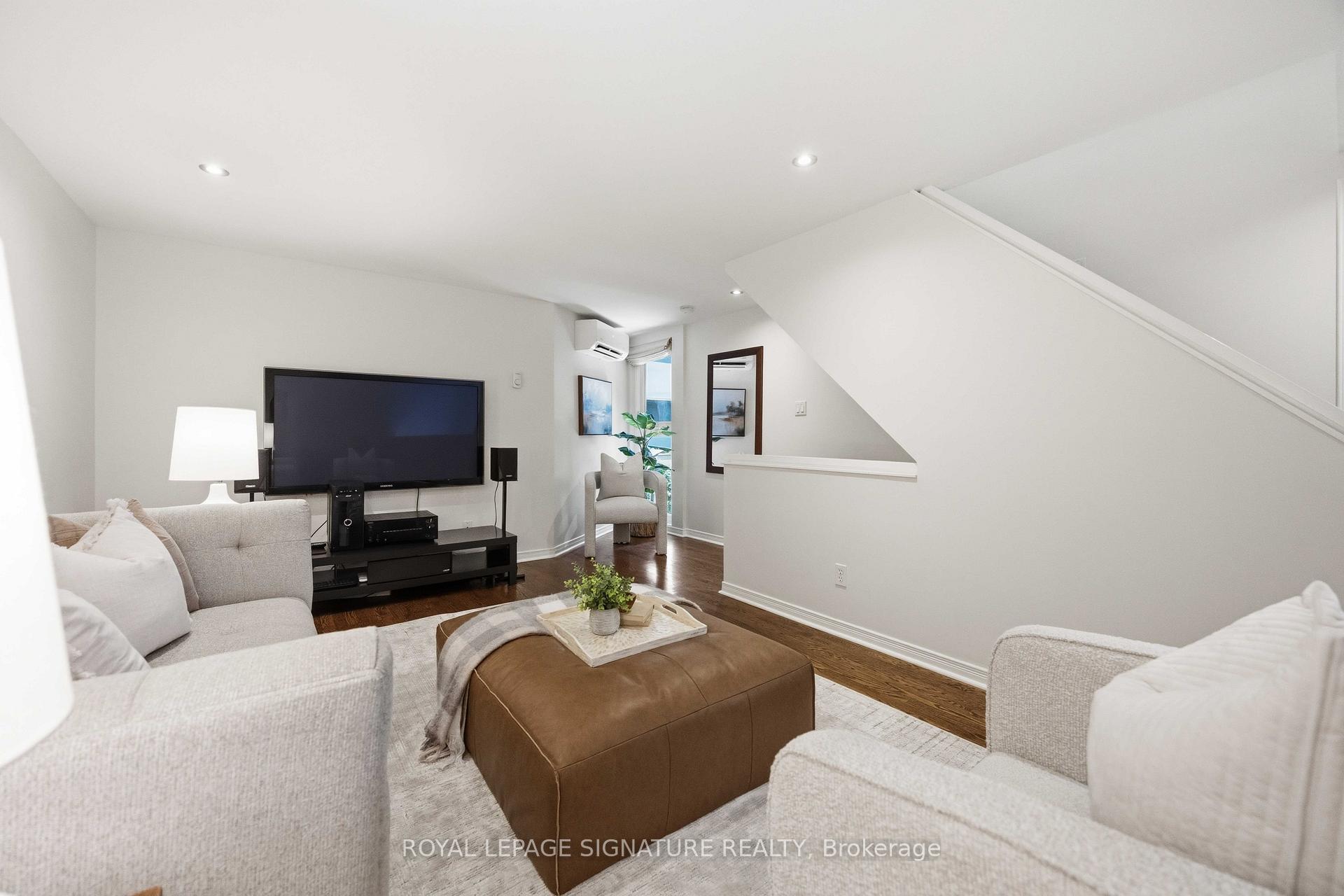 Photo 17 of Unit 7, 2366 Queen Street E, Toronto, The Beaches — HOMEH