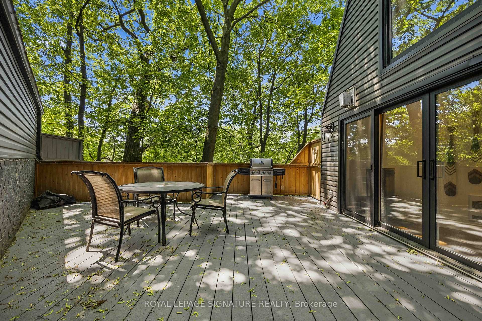 Photo 32 of Unit 7, 2366 Queen Street E, Toronto, The Beaches — HOMEH