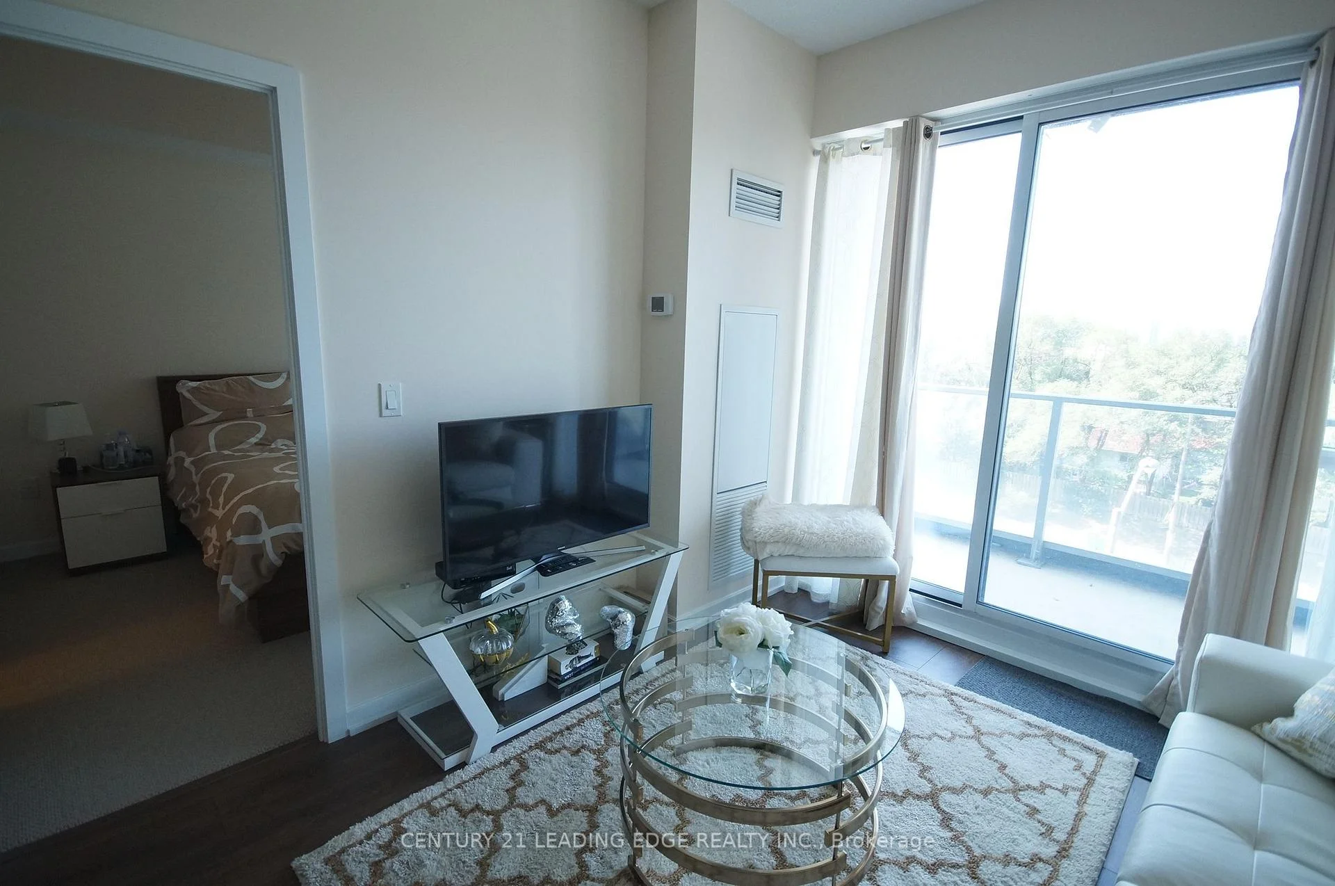 Photo 4 of Unit 324, 52 Forest Manor Road, North York, Henry Farm — HOMEH