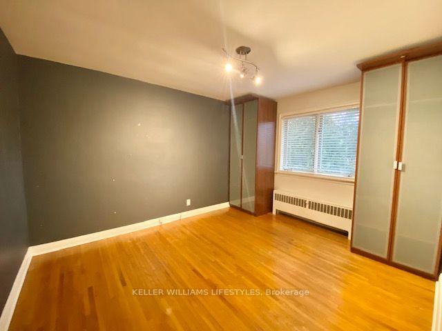 Photo 10 of 448 Jarvis Street, London, South C — HOMEH