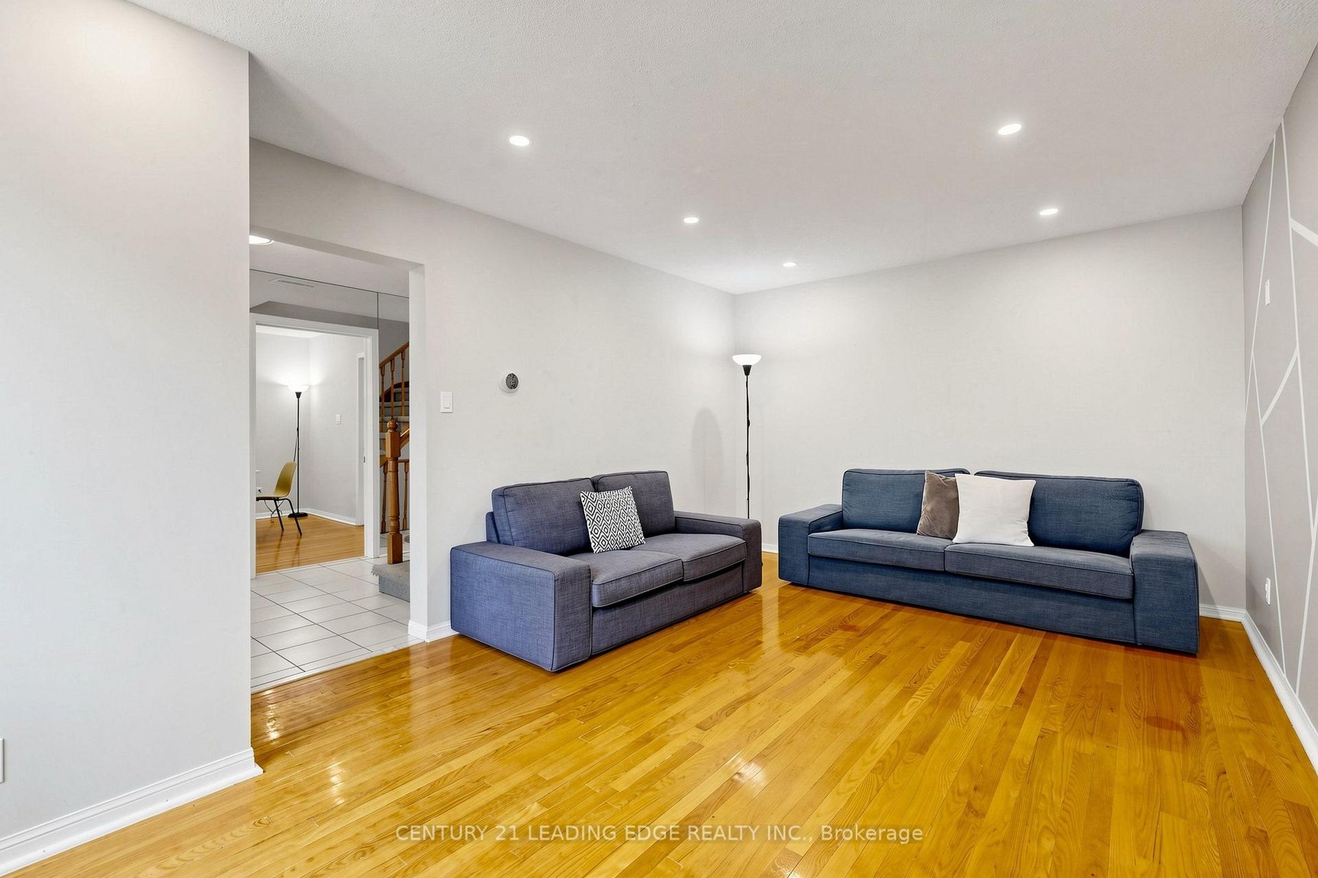 Photo 5 of 1 Briarwood Road, Markham, Unionville — HOMEH