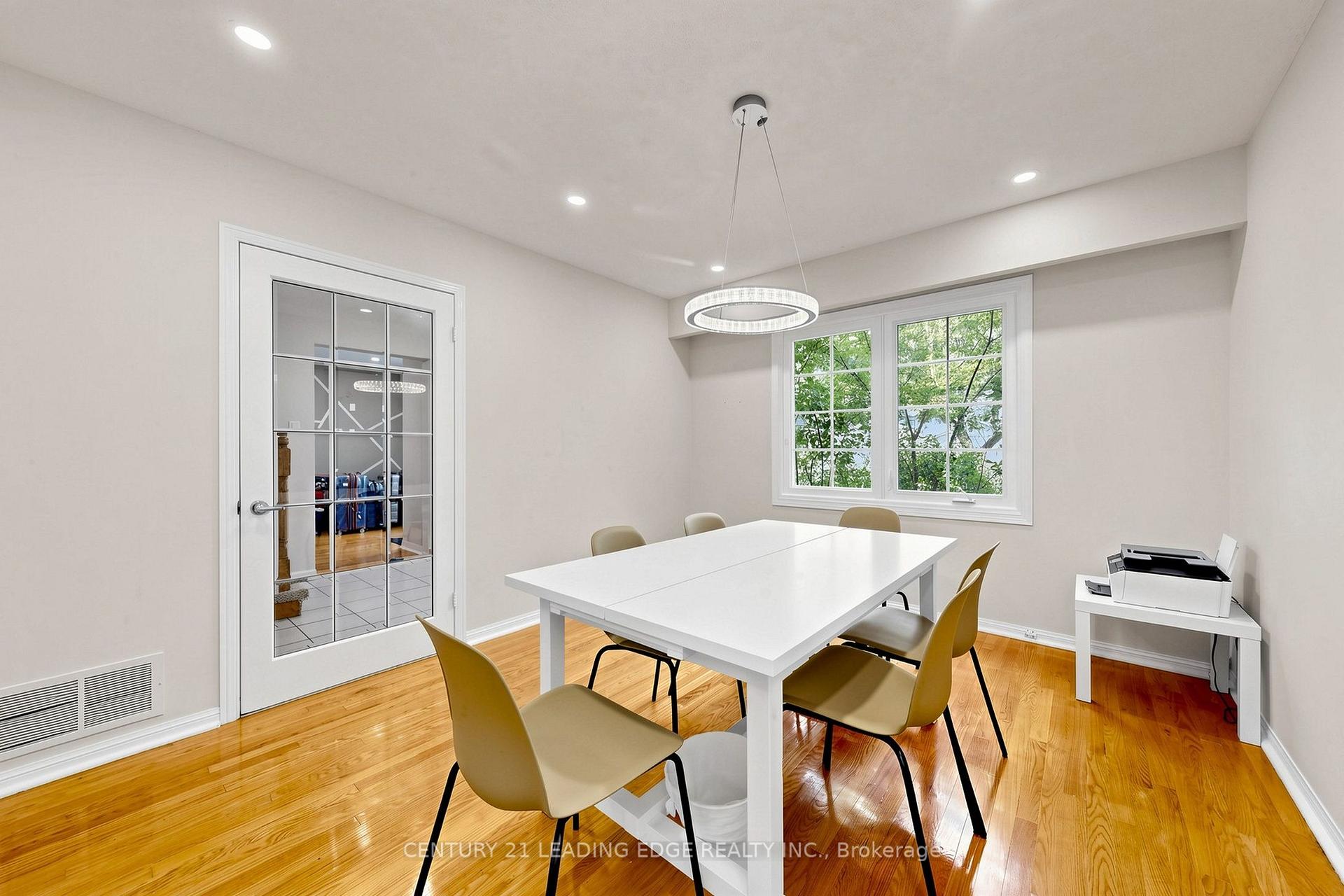 Photo 8 of 1 Briarwood Road, Markham, Unionville — HOMEH