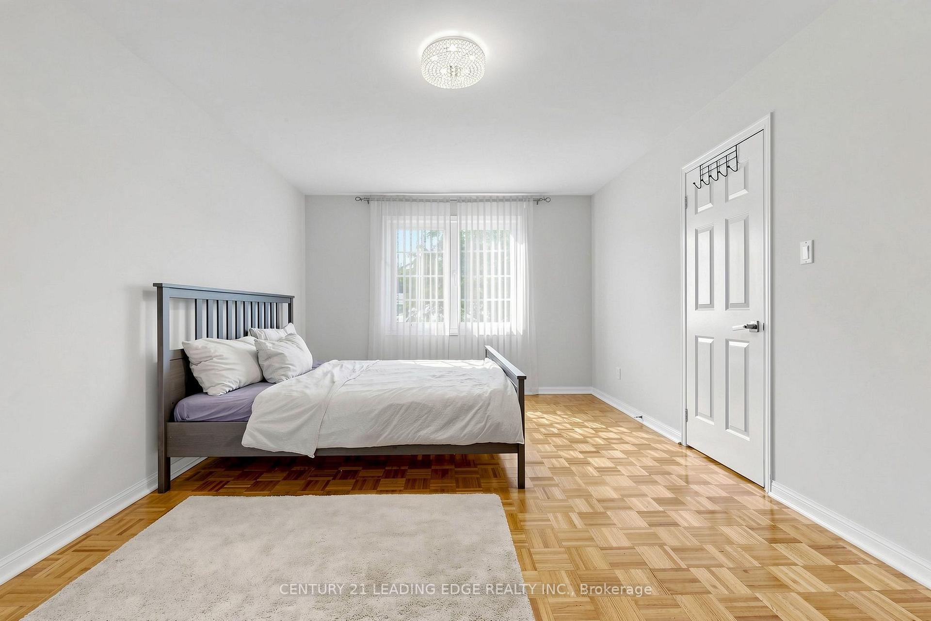 Photo 20 of 1 Briarwood Road, Markham, Unionville — HOMEH