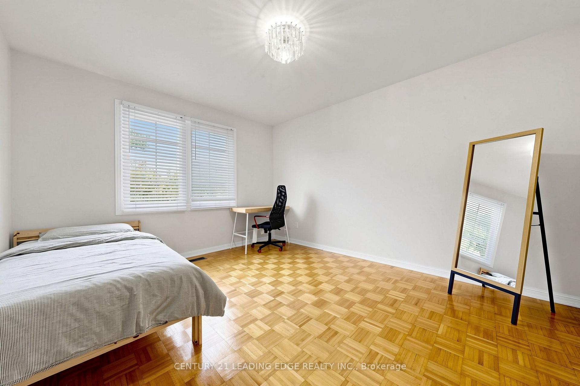 Photo 25 of 1 Briarwood Road, Markham, Unionville — HOMEH