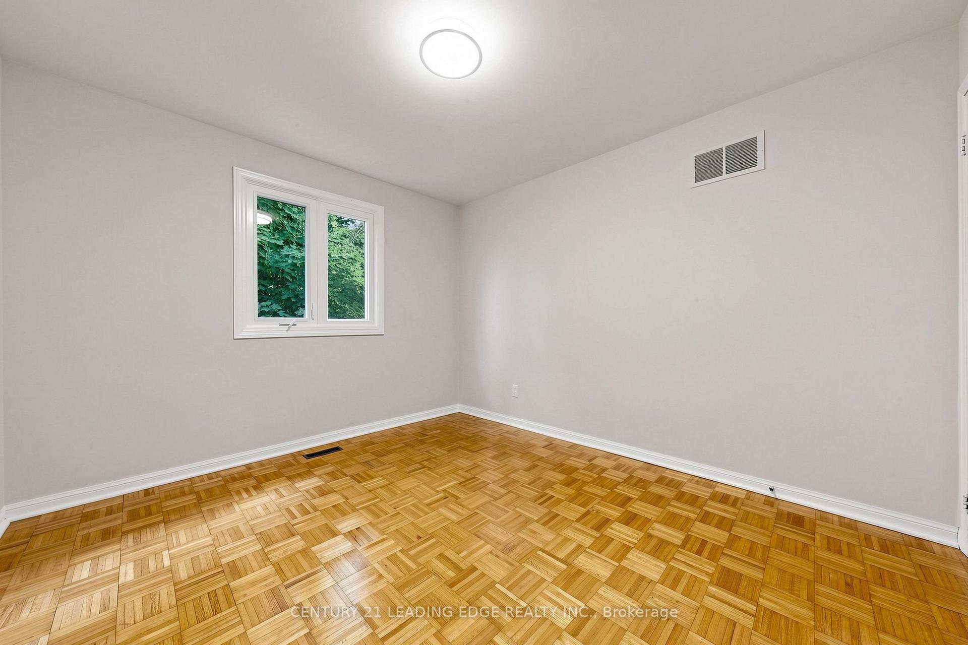 Photo 33 of 1 Briarwood Road, Markham, Unionville — HOMEH