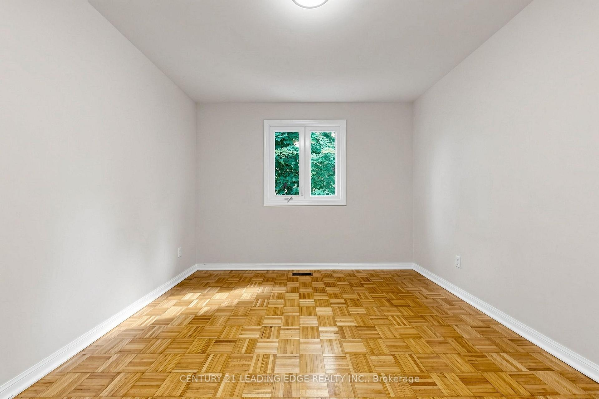Photo 34 of 1 Briarwood Road, Markham, Unionville — HOMEH